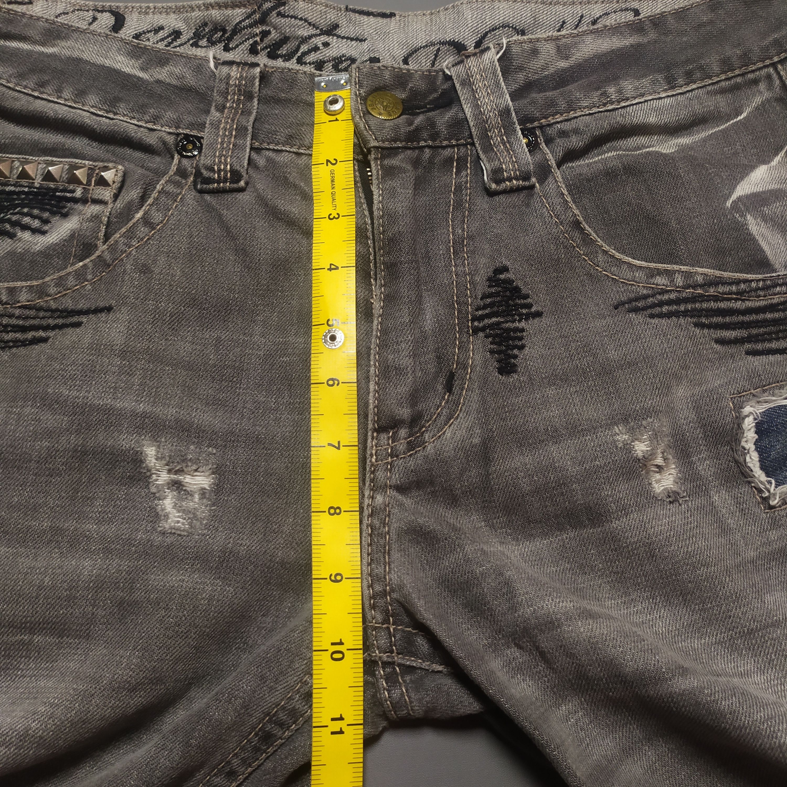If Six Was Nine DOHC Skull Jeans Size US 33 - 13 Thumbnail