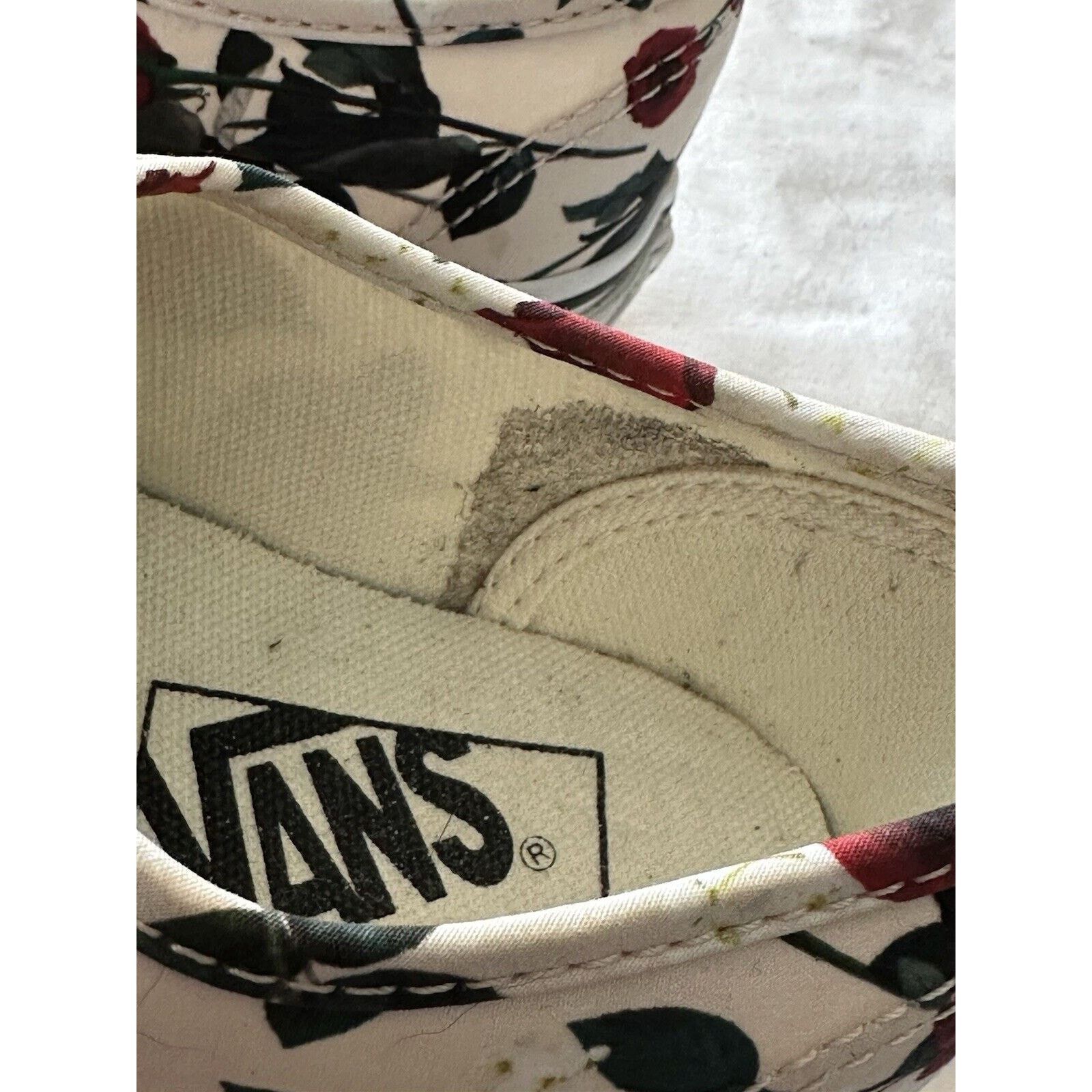Vans VANS Authentic shoes women Sz 5.5/ Mens 4 Roses Flower Skate Size US 5.5 / IT 35.5 - 8 Thumbnail