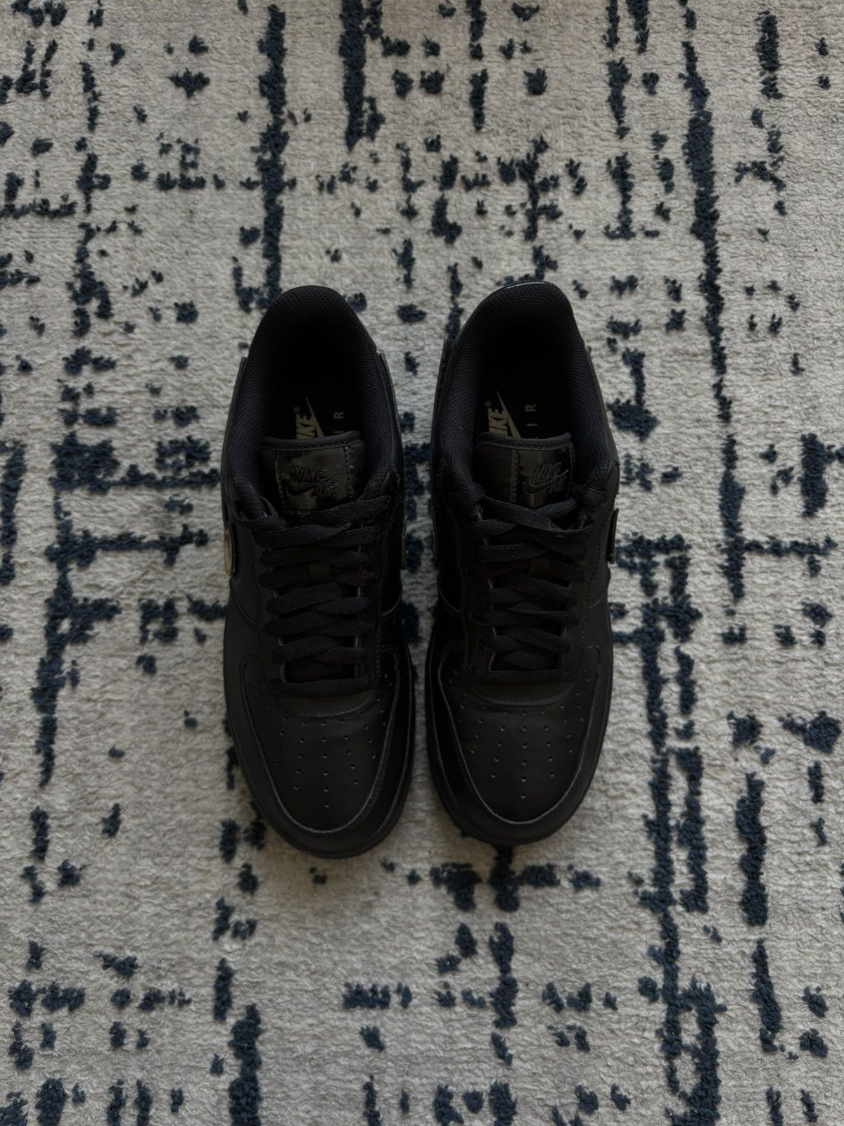 Nike Air Force 1 Low ‘07 LV8 removable swoosh Size US 9.5 / EU 42-43 - 2 Thumbnail