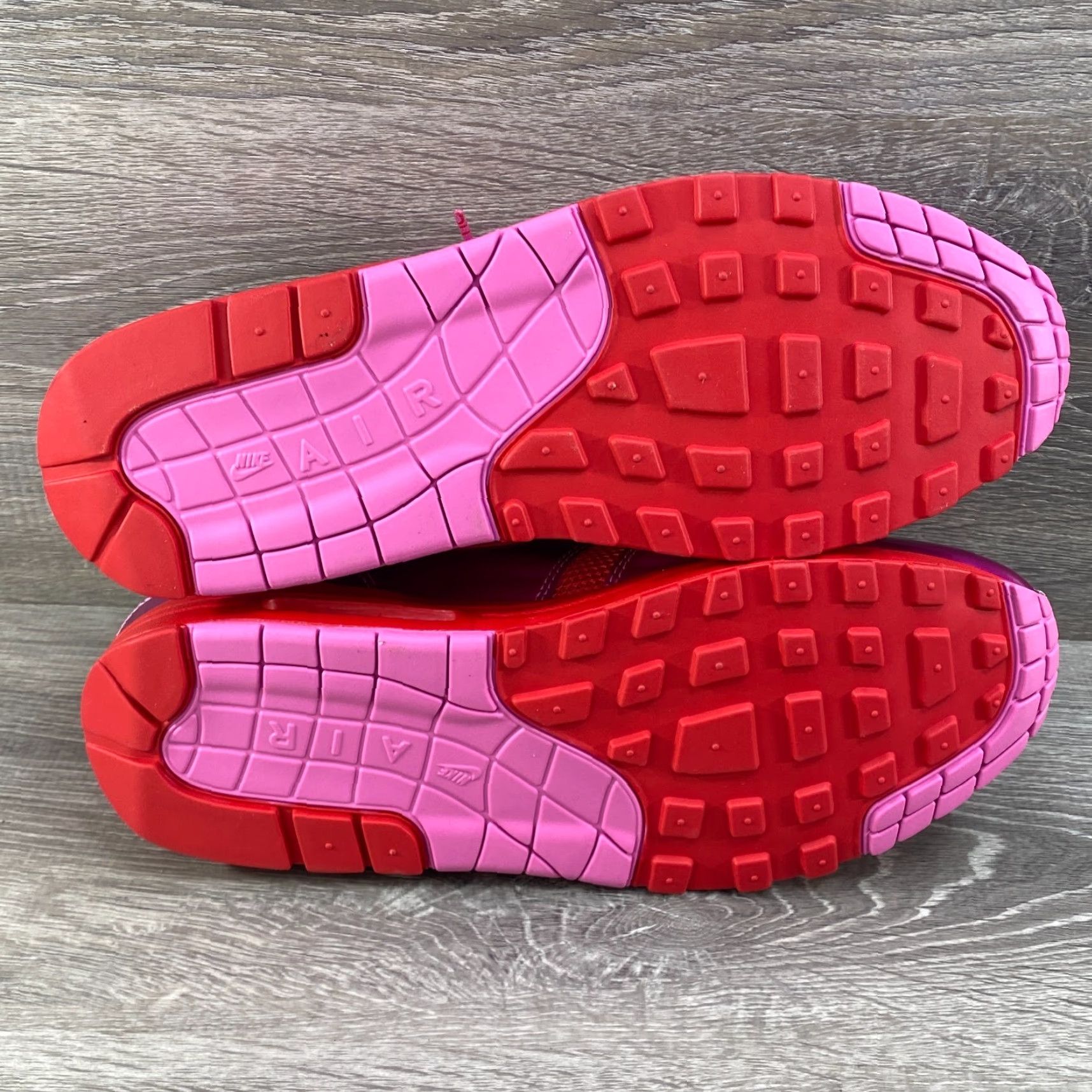 Nike Nike Air Max 1 Mens 12.5 Womens 14 PRM Valentine's Day Love Playful Pink Red NEW Nike Air Max 1 Sneaker Womens Mens 12.5 14 Size US 12 / IT 42 - 7 Thumbnail