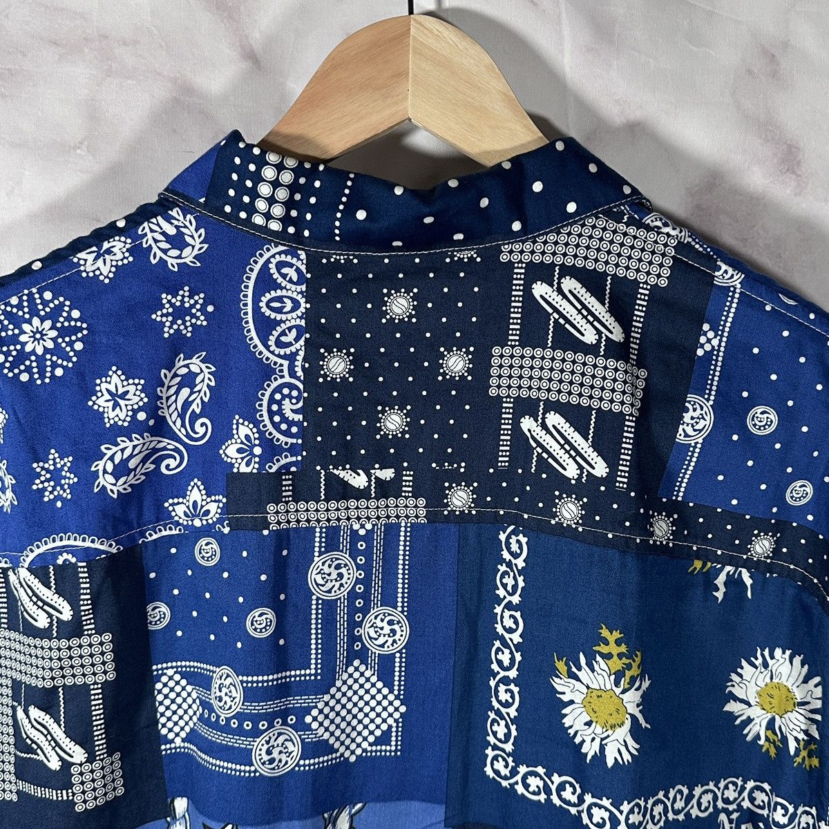 Neighborhood Blue Paisley Camp Collar Shirt Size US S / EU 44-46 / 1 - 7 Thumbnail