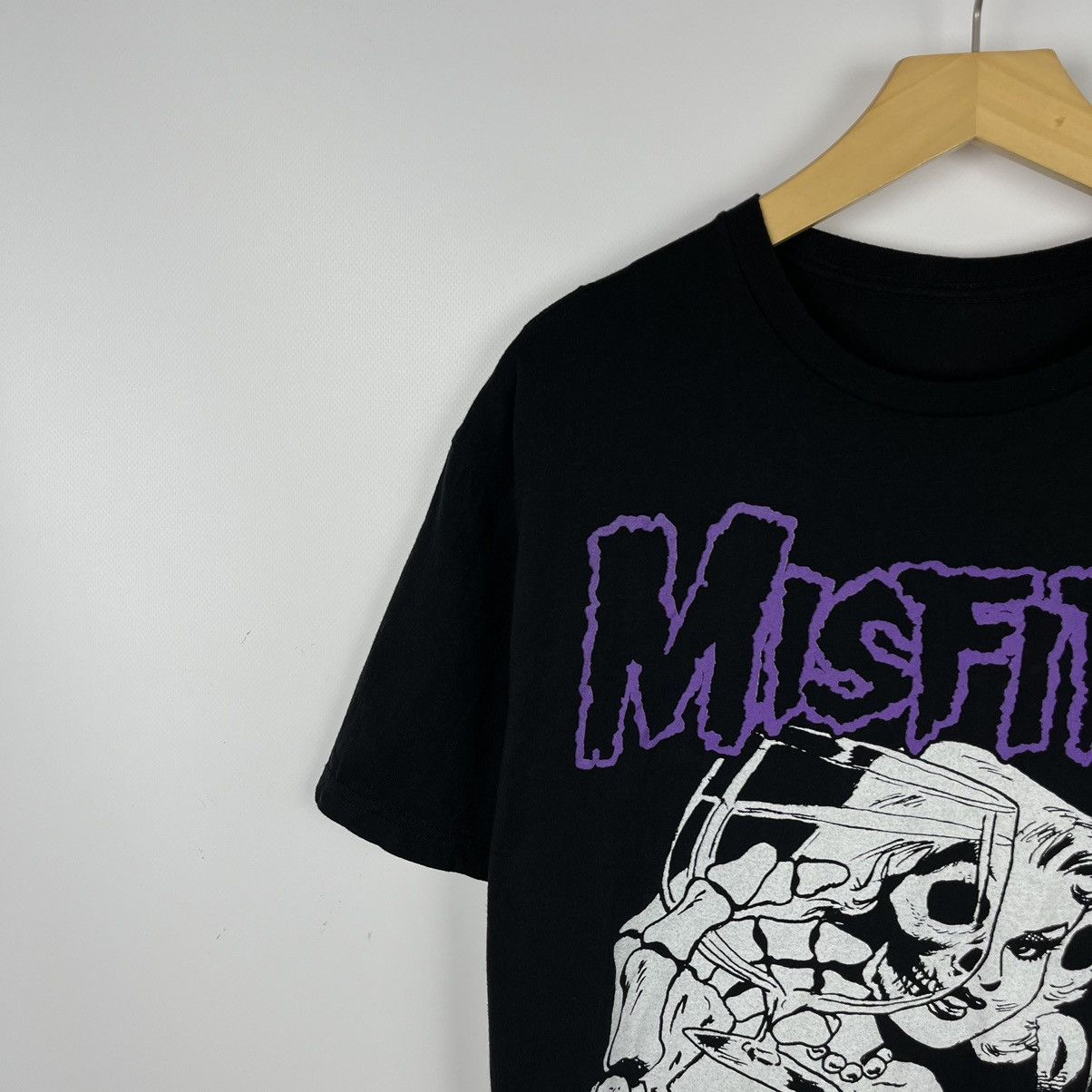 Band Tees Vintage Misfits die die my darling rock band tee 90’s Size US M / EU 48-50 / 2 - 3 Thumbnail