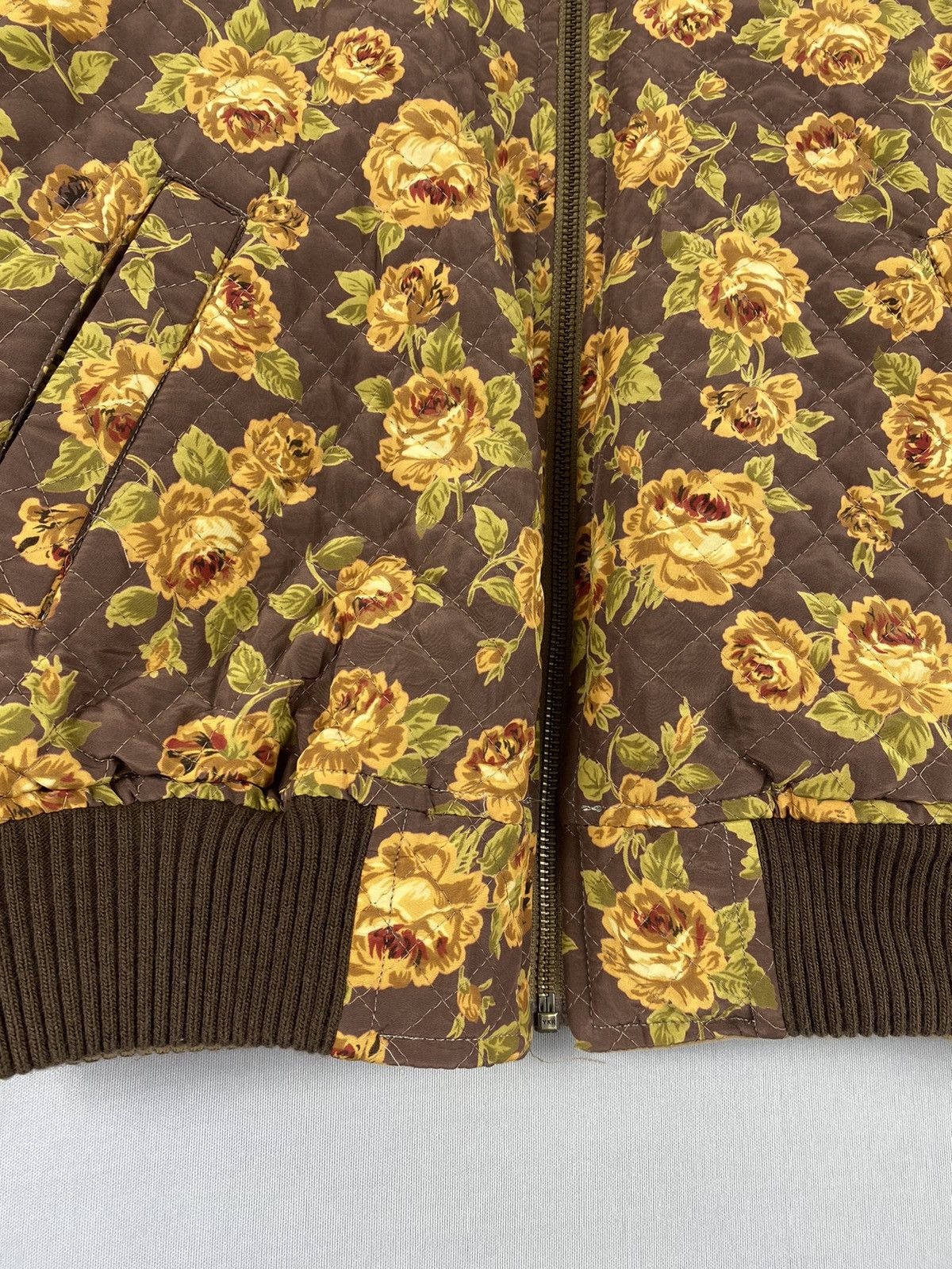 Designer Vintage Floral Bomber Reversible Quilted Jacket By Cabin Size US S / EU 44-46 / 1 - 8 Thumbnail