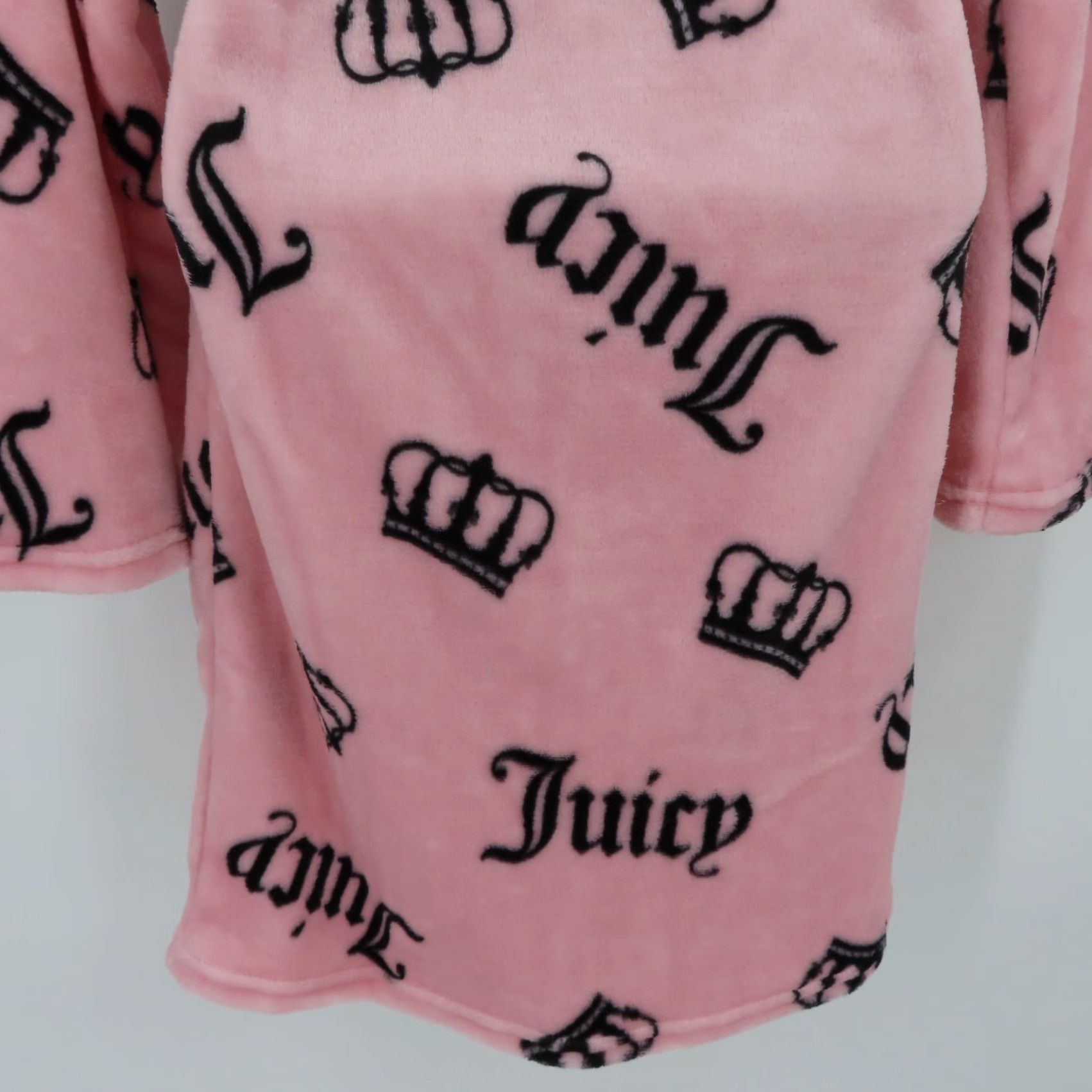 Juicy Couture Juicy Couture Robe Womens S/M Pink Black Crown Plush Bathrobe NEW Size ONE SIZE - 6 Thumbnail