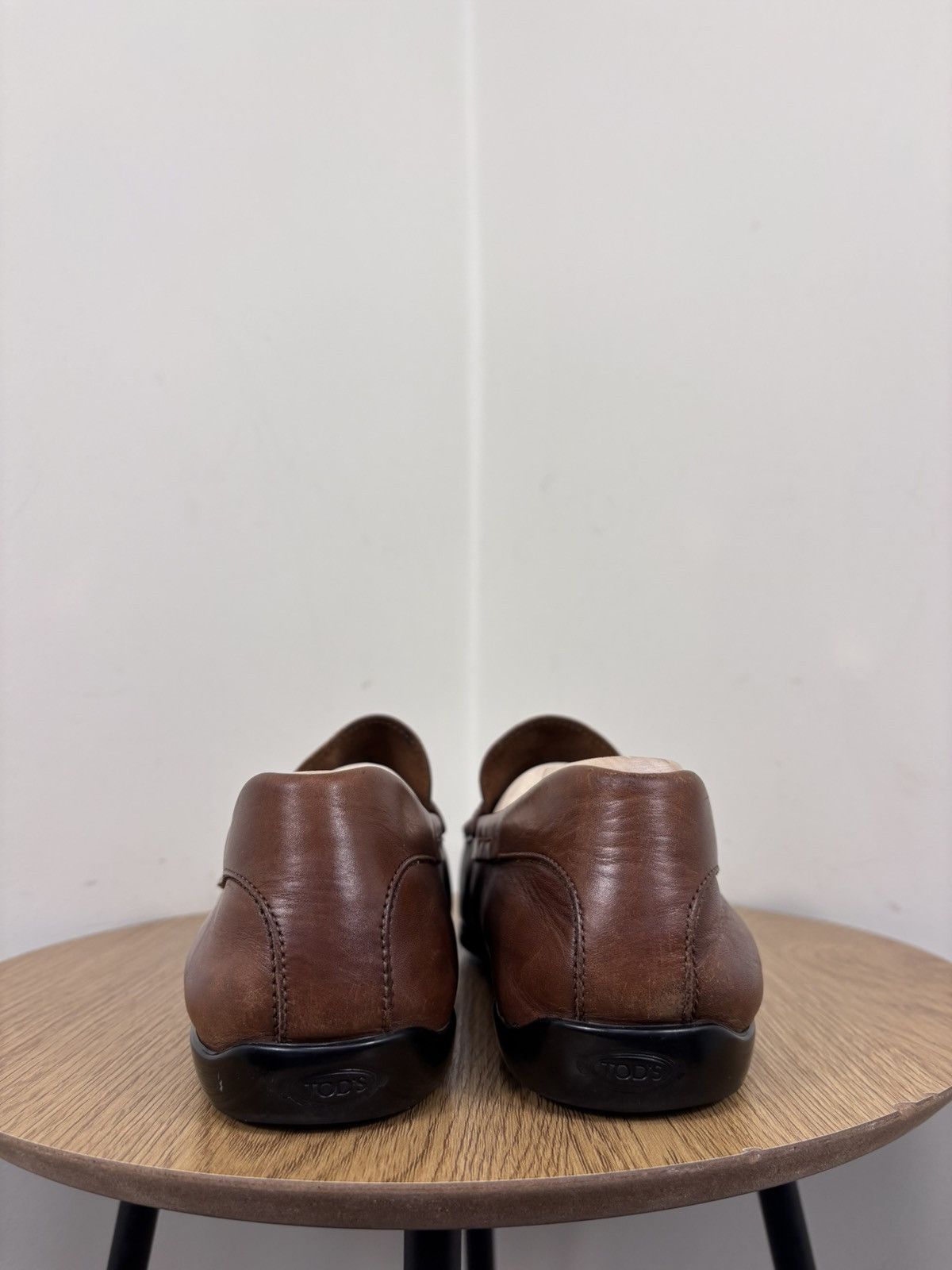 Tod's Tod’s Men’s Brown Leather Gommino Penny Loafers Shoes Size US 9 / EU 42 - 13 Thumbnail