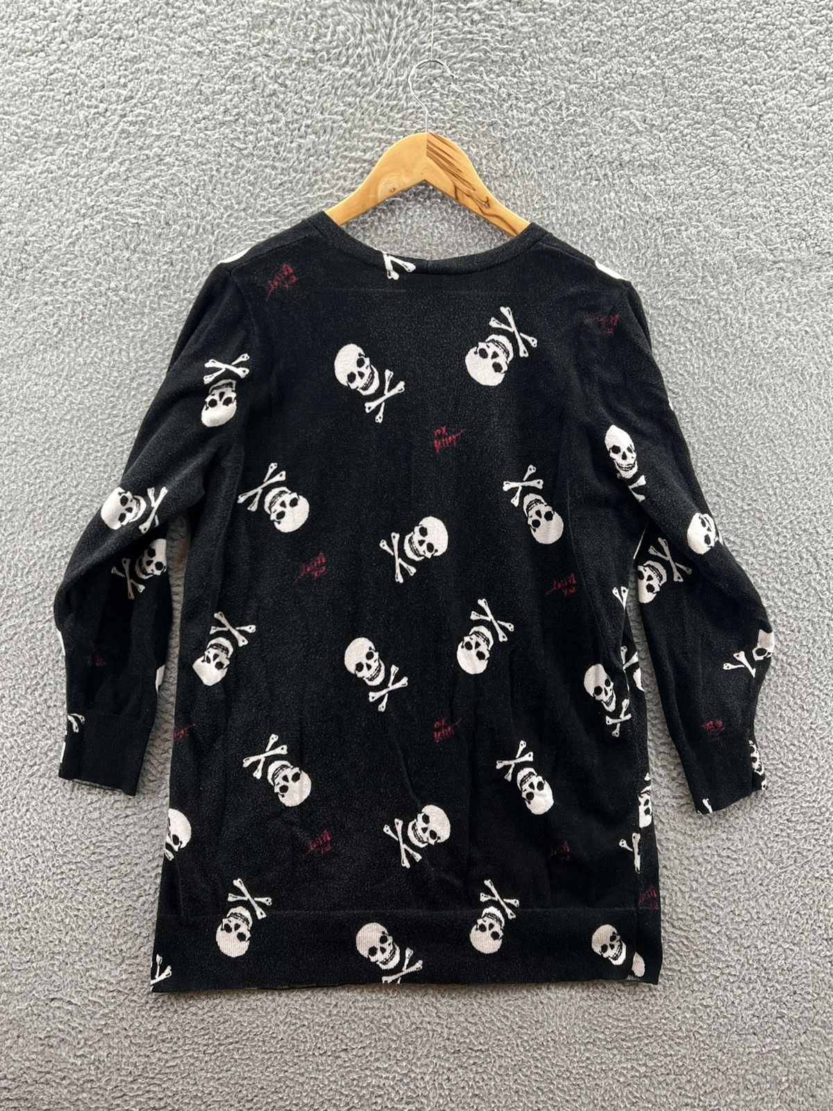 Betsey Johnson × Torrid Torrid Betsey Johnson Skull Boyfriend Black Cardigan Size 2 Size XXL / US 16-18 / IT 52-54 - 2 Thumbnail