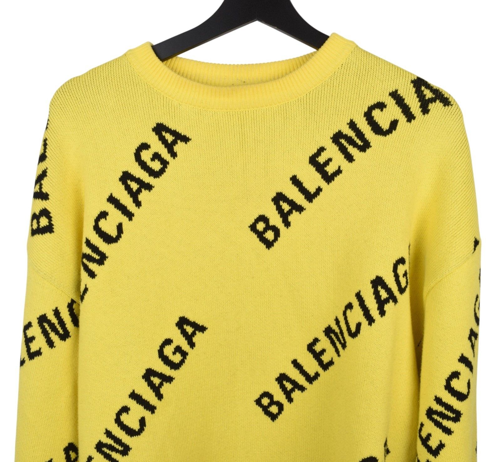 Balenciaga Balenciaga Men Sweater Heavy Knit Oversized Size XL, S1796 Size US L / EU 52-54 / 3 - 3 Thumbnail