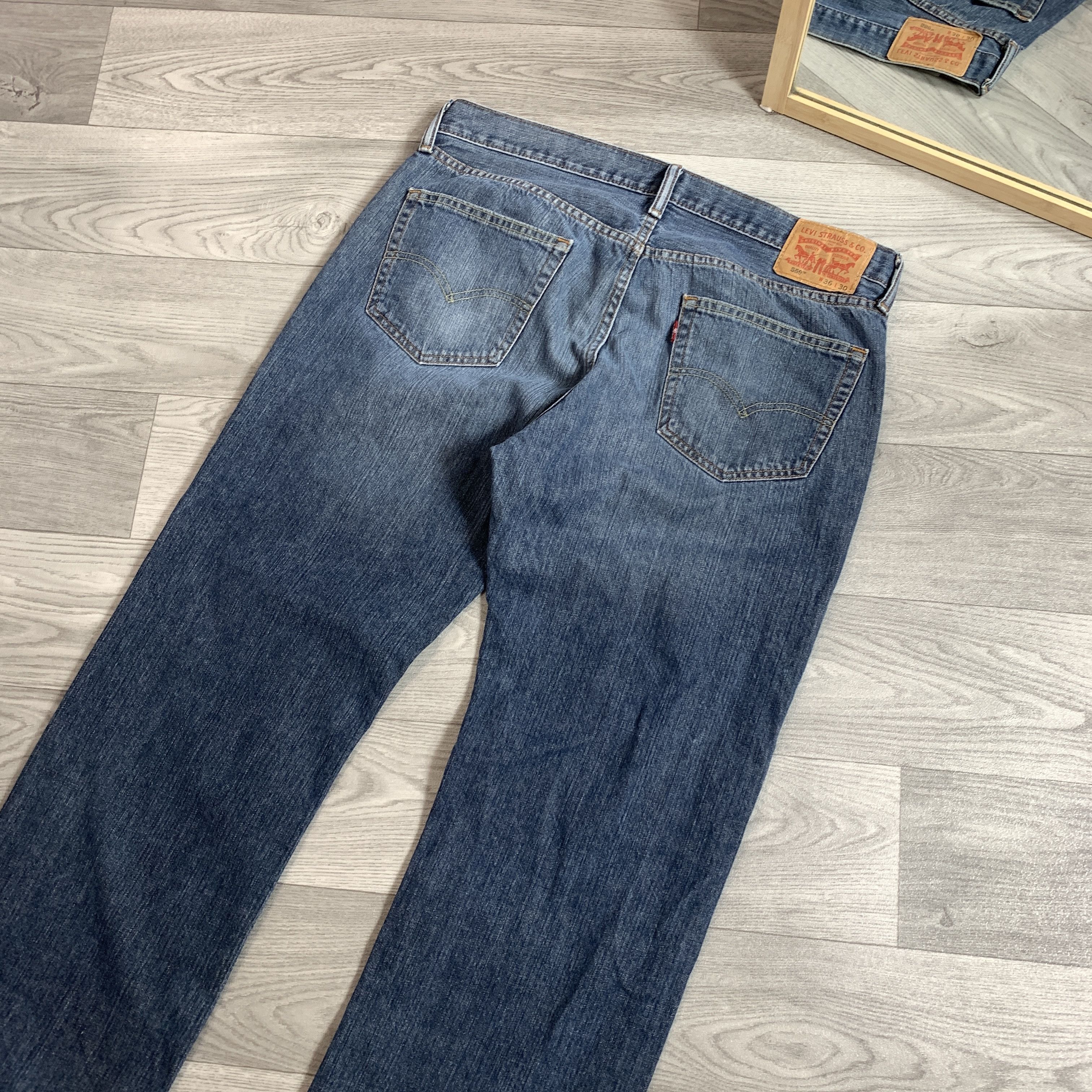 Levi's Vintage Levi's 559 Blue Y2K Relaxed Fit Jeans Pants 36x30 XL Size US 36 / EU 52 - 3 Thumbnail