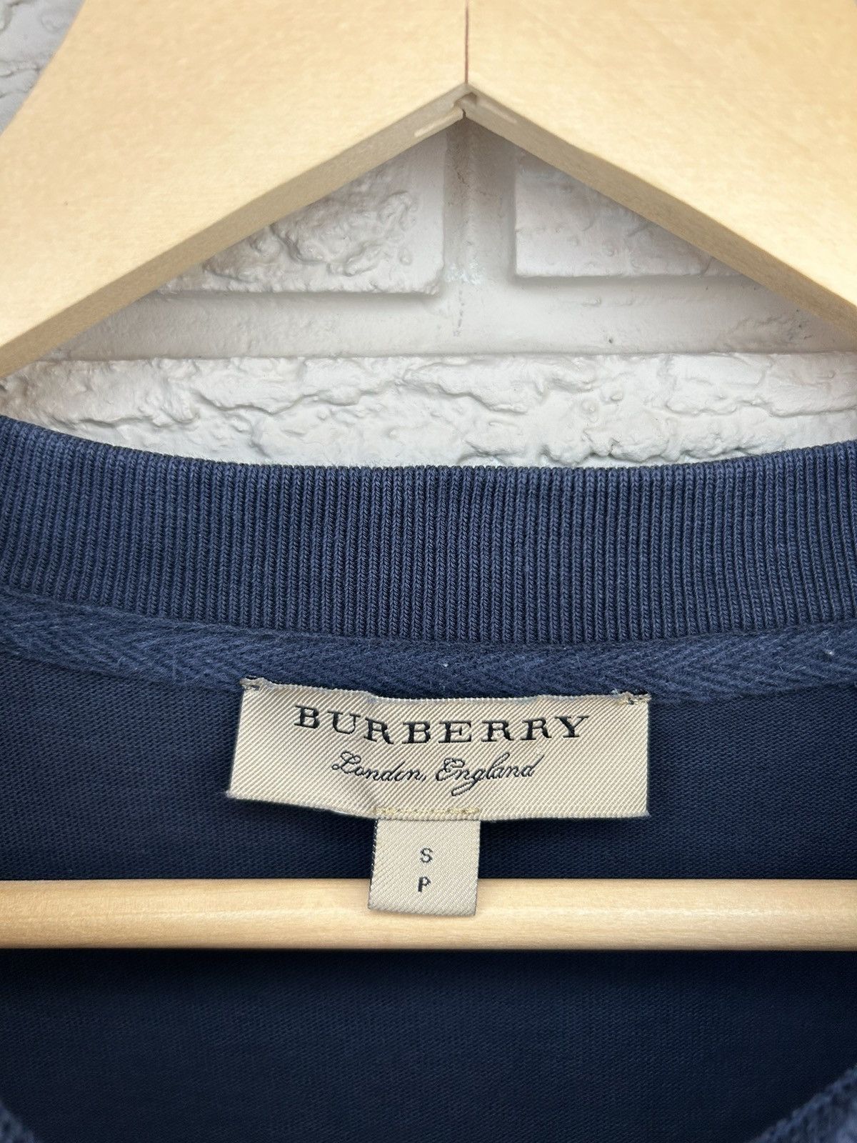 Burberry Burberry Big Logo Spell Out Long Sleeve Size US S / EU 44-46 / 1 - 8 Thumbnail