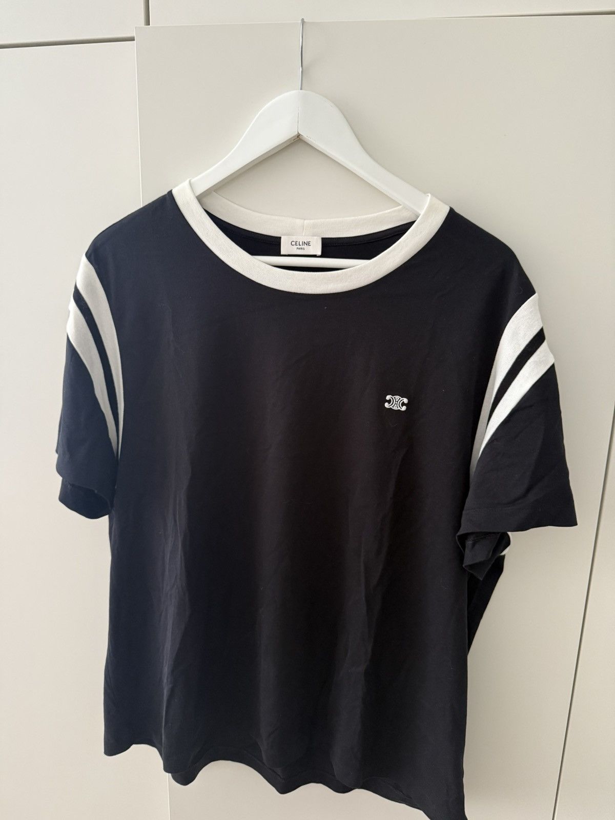 CELINE | TRIOMPHE REGULAR T-SHIRT BLACK/WHITE ロゴ Tシャツ Celine Triomphe Regular T-shirt | Grailed