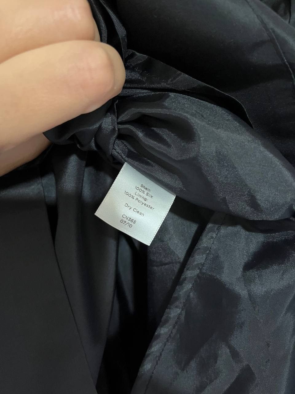 Talbots Talbots black women's pleated silken skirt size 6P (petits) Size 27" / US 4 / IT 40 - 4 Thumbnail