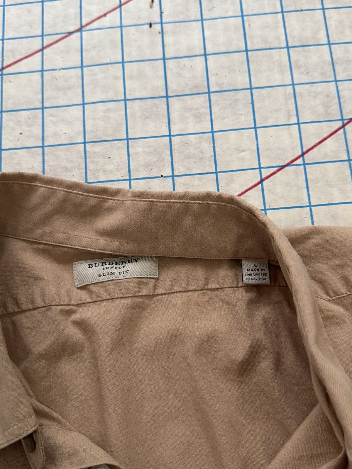 Burberry Burberry Two Pocket Light Tan Button Up Shirt Size LargeSlim Size US L / EU 52-54 / 3 - 6 Thumbnail
