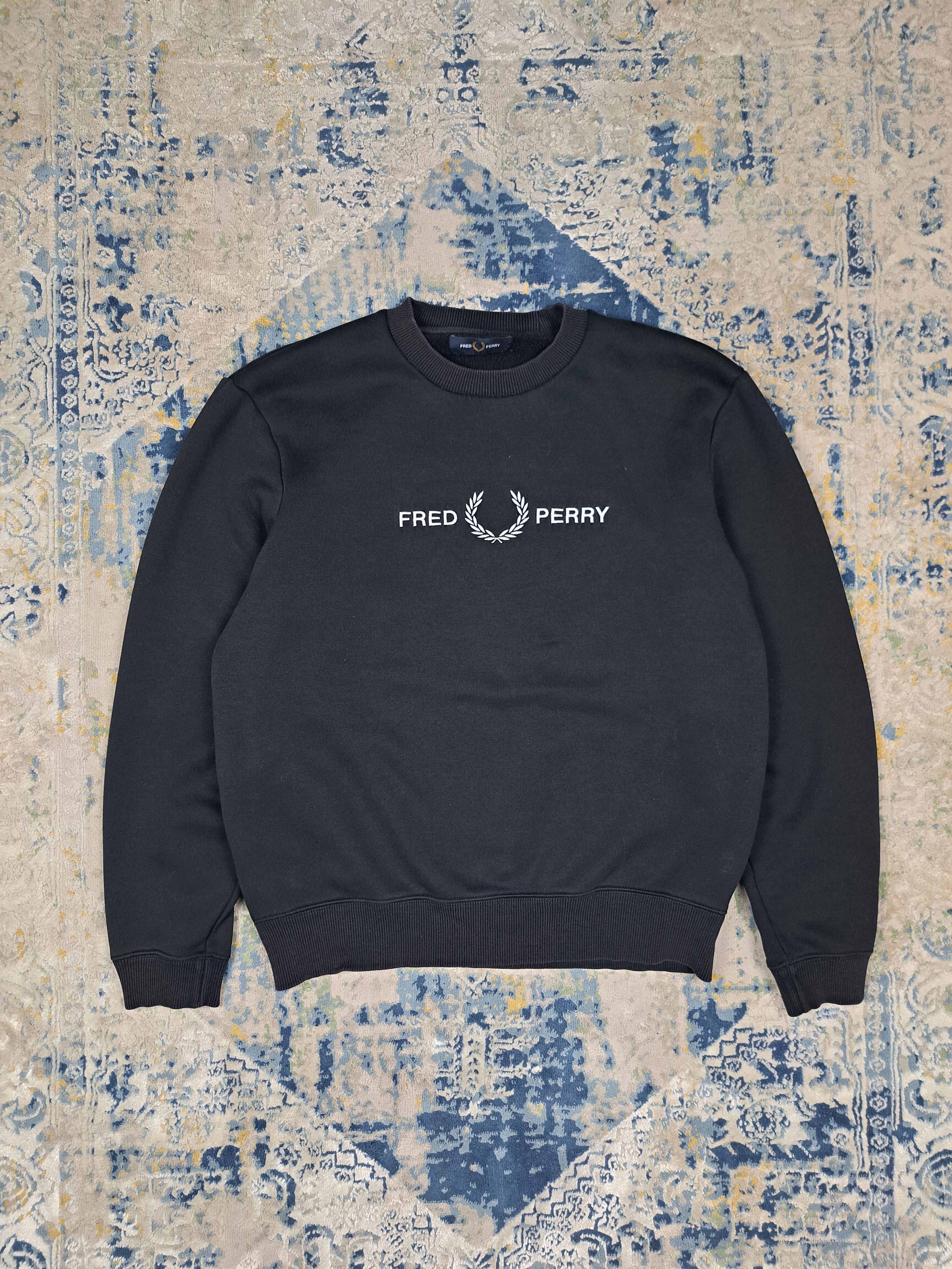 Fred Perry Fred Perry Embroidered Central Logo Blokecore Sweatshirt Size US M / EU 48-50 / 2 - 1 Thumbnail