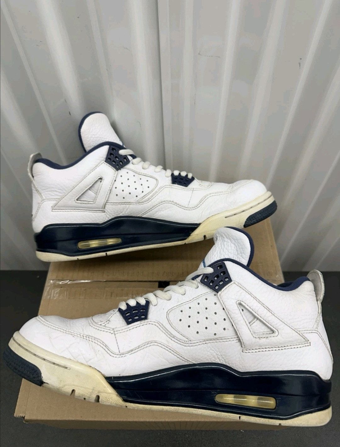 Jordan Brand Nike Air Jordan Retro 4 Legend Blue Columbia Size 10 Men Size US 10 / EU 43 - 4 Thumbnail