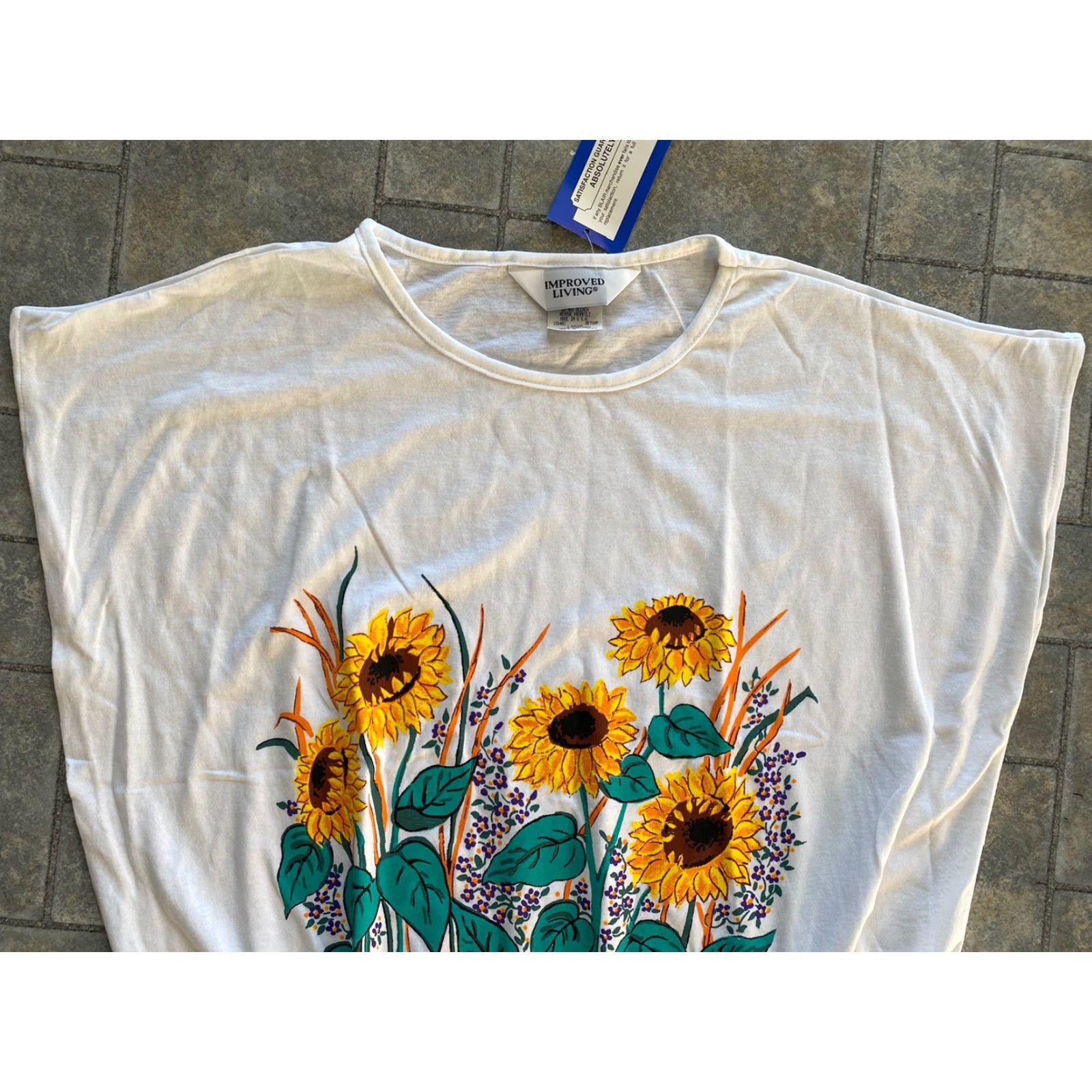 Blair VINTAGE Blair Improved Living Women’s Sleeveless T-Shirt Sunflowers L White Womens Size L / US 10 / IT 46 - 3 Thumbnail