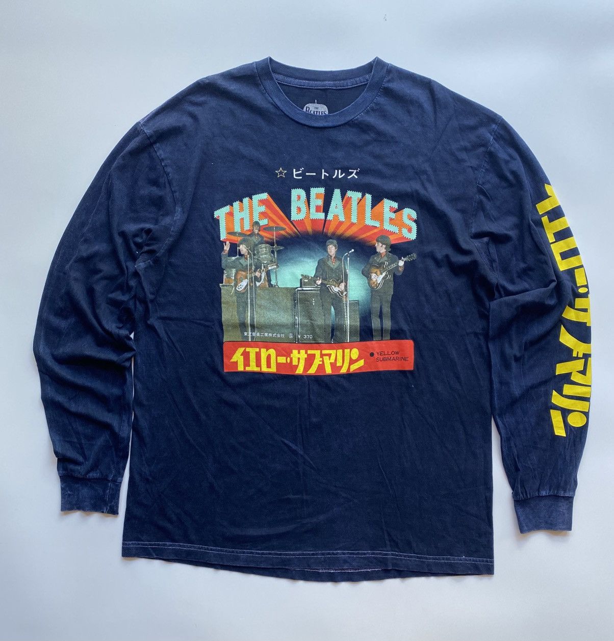 Band Tees THE BEATLES YELLOW SUBMARINE Size US L / EU 52-54 / 3 - 1 Thumbnail