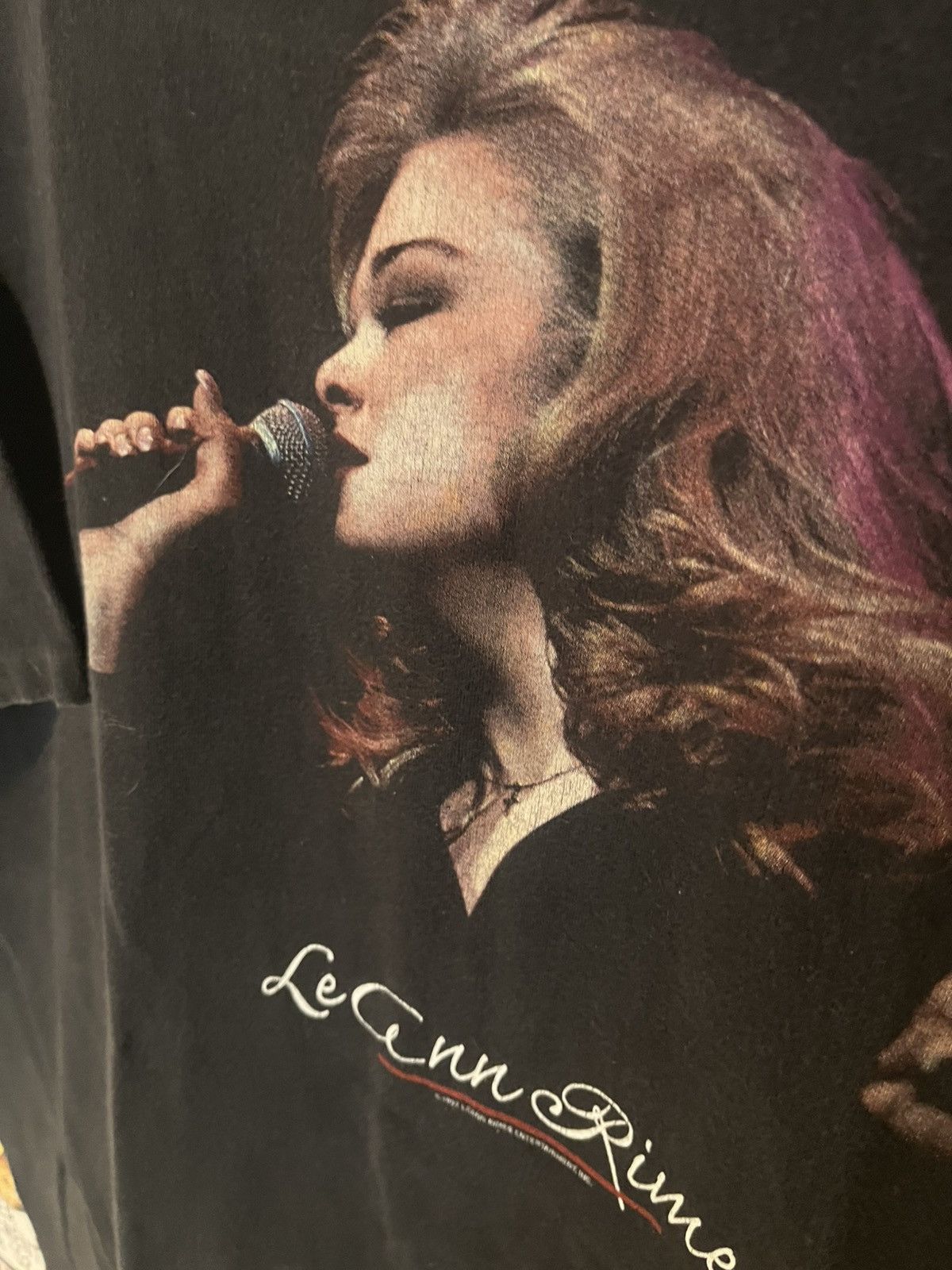 Fruit Of The Loom Vintage 90’s 1997 made in USA LeAnn Rimes Concert Band Tee. Size US XL / EU 56 / 4 - 3 Thumbnail