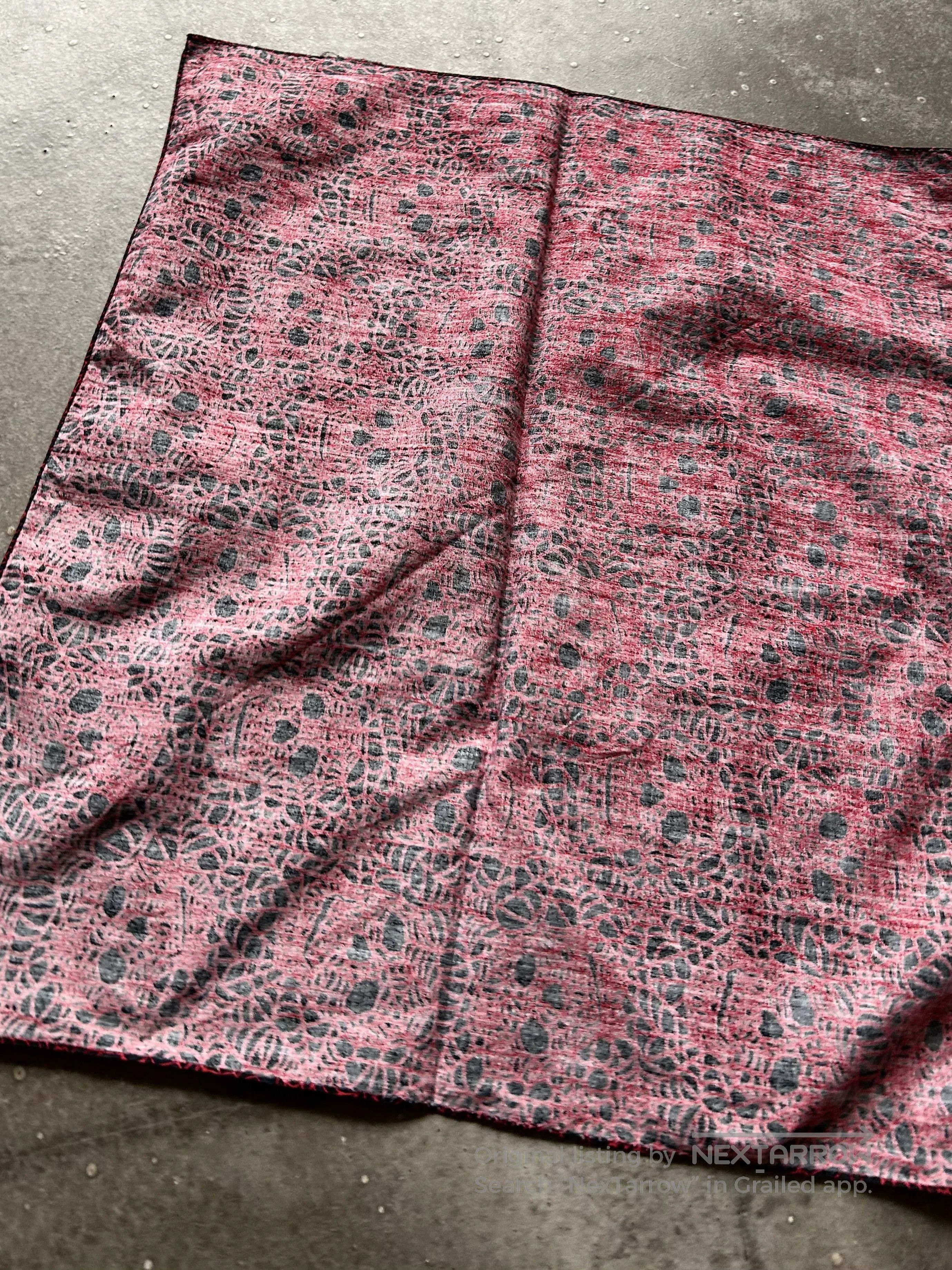 DEN IM by SIKI IM Number (N)ine 05ss Skull Spider Scarf. Size ONE SIZE - 8 Thumbnail