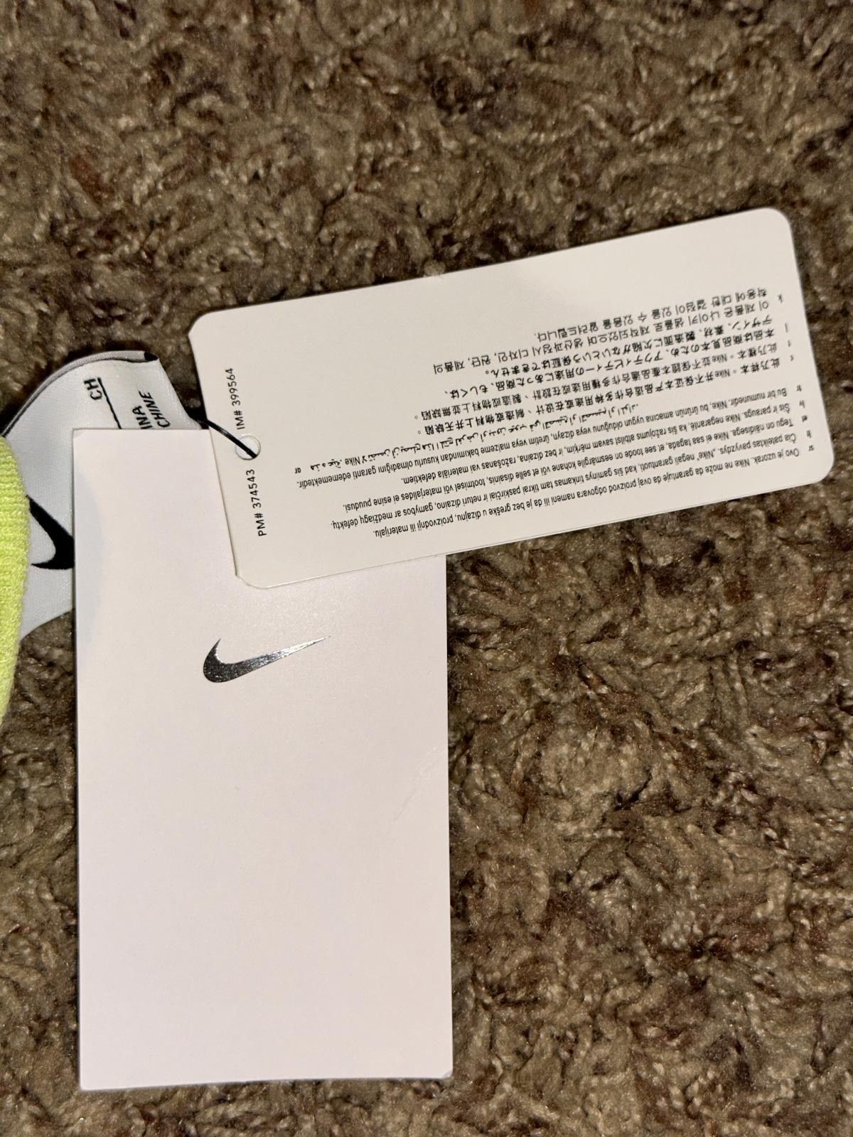 Nike Nike Tour Women's Golf Neon Green Sweater Sample Size S / US 4 / IT 40 - 8 Thumbnail