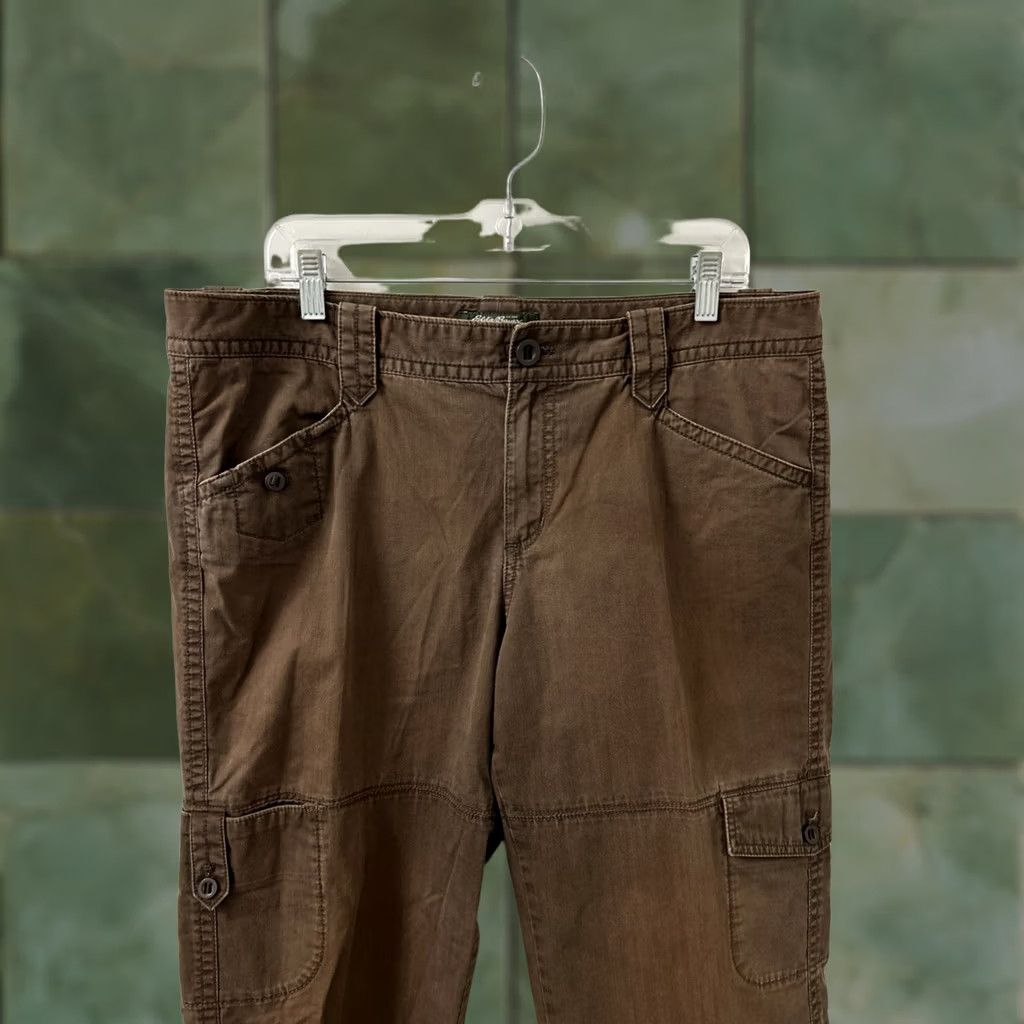 Eddie Bauer Eddie Bauer Cargo Pants Womens 14 Brown Cotton Straight Capri Inseam 18 Adjustab le Hem Pockets Casual Outdoor Vintage: No Size 36" / US 14 / IT 50 - 1 Thumbnail