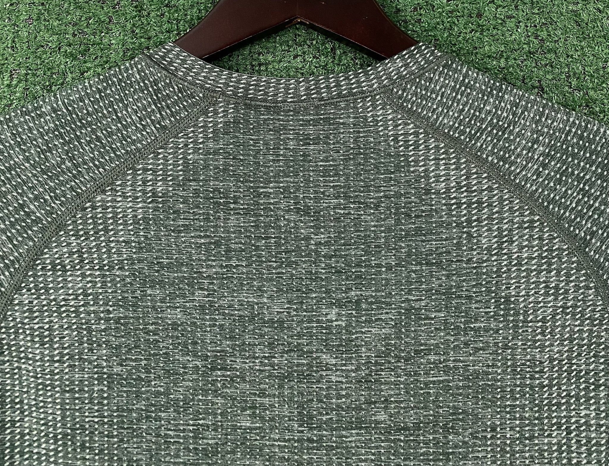 Lululemon Lululemon Metal Vent Tech 2.5 Green Short Sleeve Shirt XS Size US XS / EU 42 / 0 - 6 Thumbnail