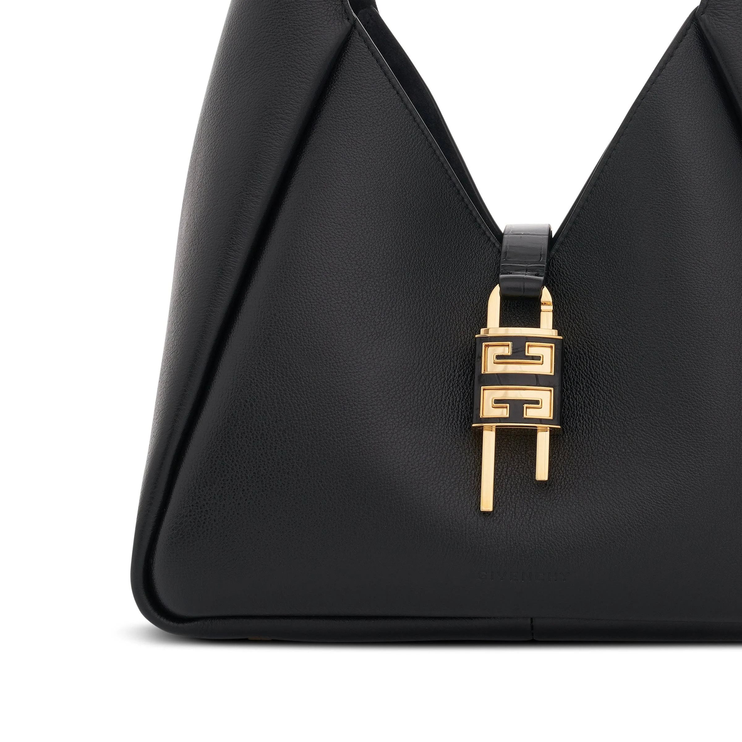 Givenchy o1loc1c0824 Size: OS / Shoulder Bag in Black Size ONE SIZE - 5 Thumbnail