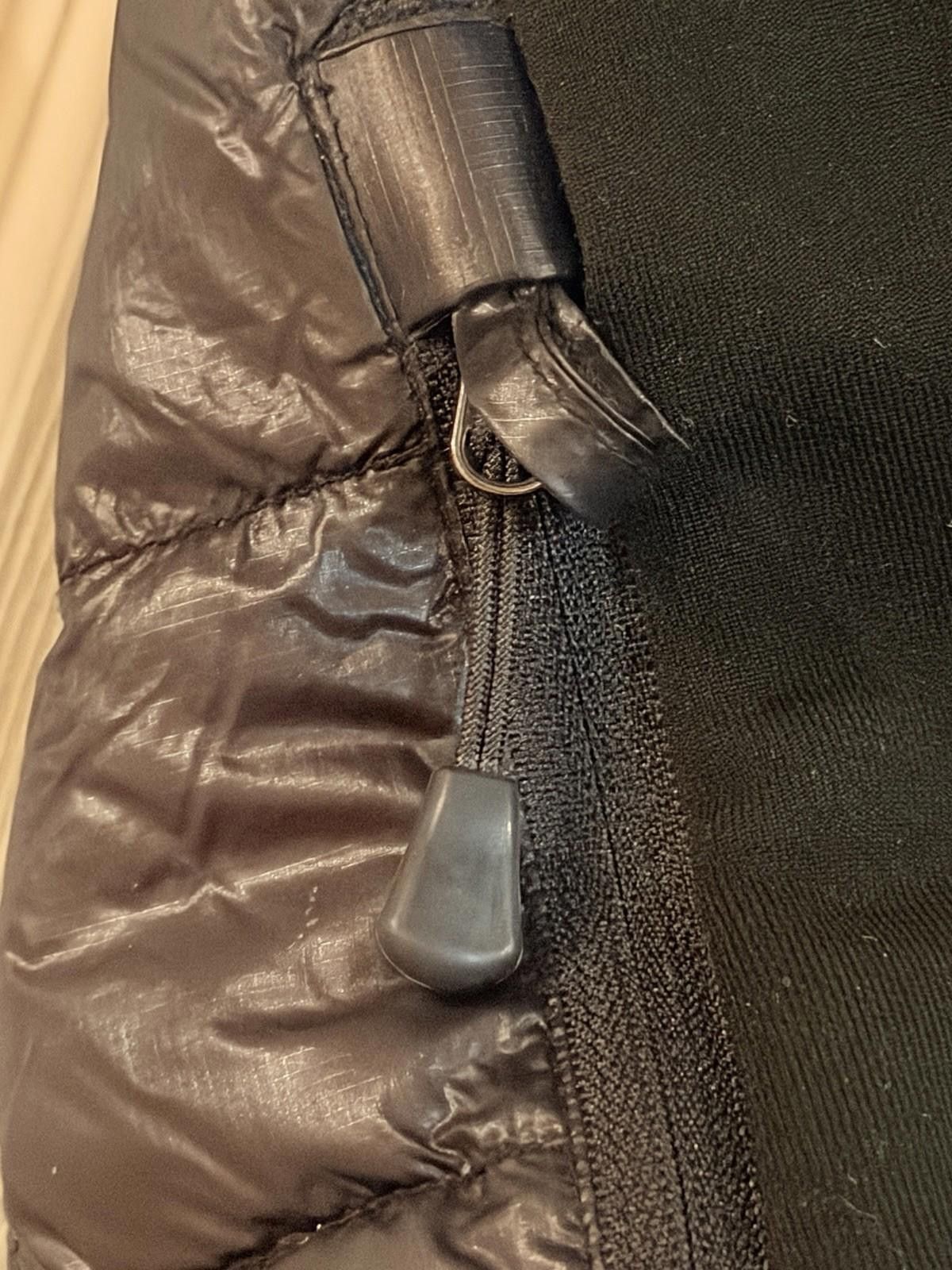 Canada Goose Canada Goose Men’s Down Vest Size M Black Arctic Program Size US M / EU 48-50 / 2 - 7 Thumbnail