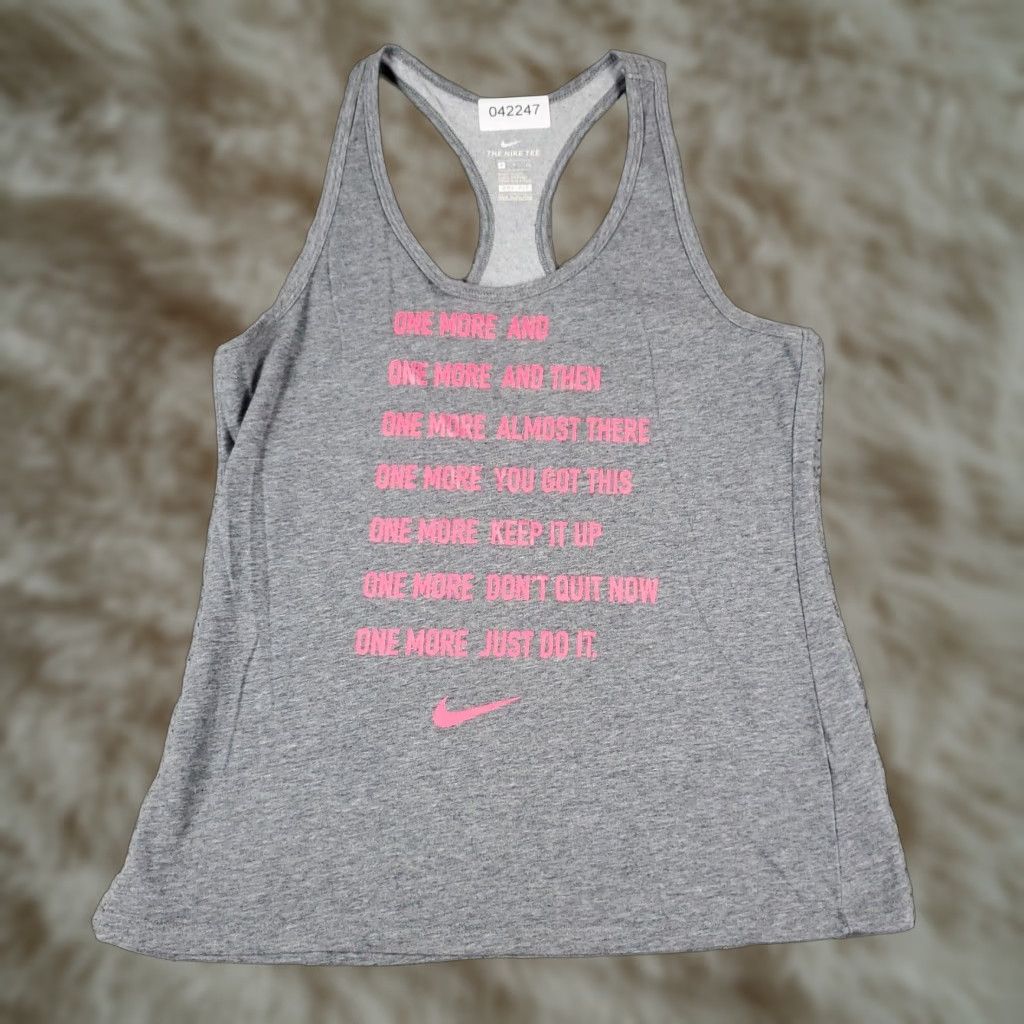Nike Nike Tank Top Womens Small Gray Swoosh Running Gym Activewear Pullover Size S / US 4 / IT 40 - 1 Thumbnail