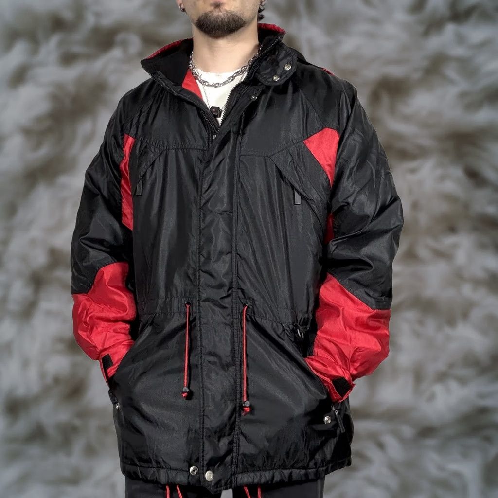 Marlboro VINTAGE Marlboro Ski Parka Jacket Black M Hooded Nylon Insulated Winter 90s Mens Size US M / EU 48-50 / 2 - 1 Thumbnail