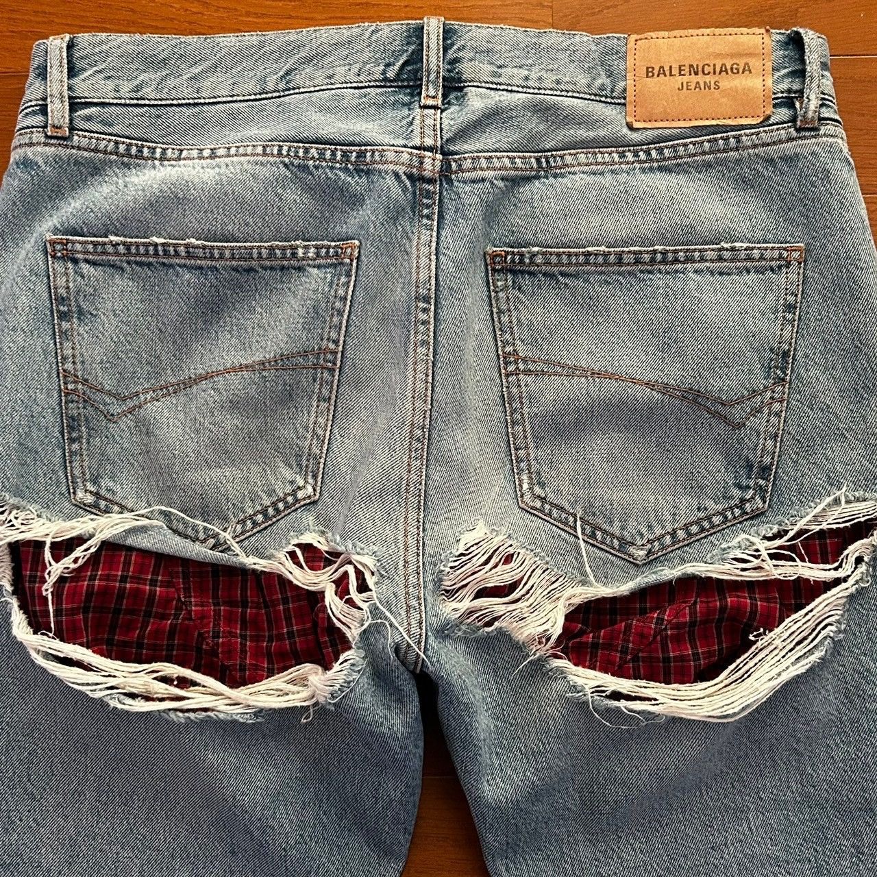 Balenciaga BALENCIAGA Destroyed Boxer Jeans Size US 29 - 4 Thumbnail