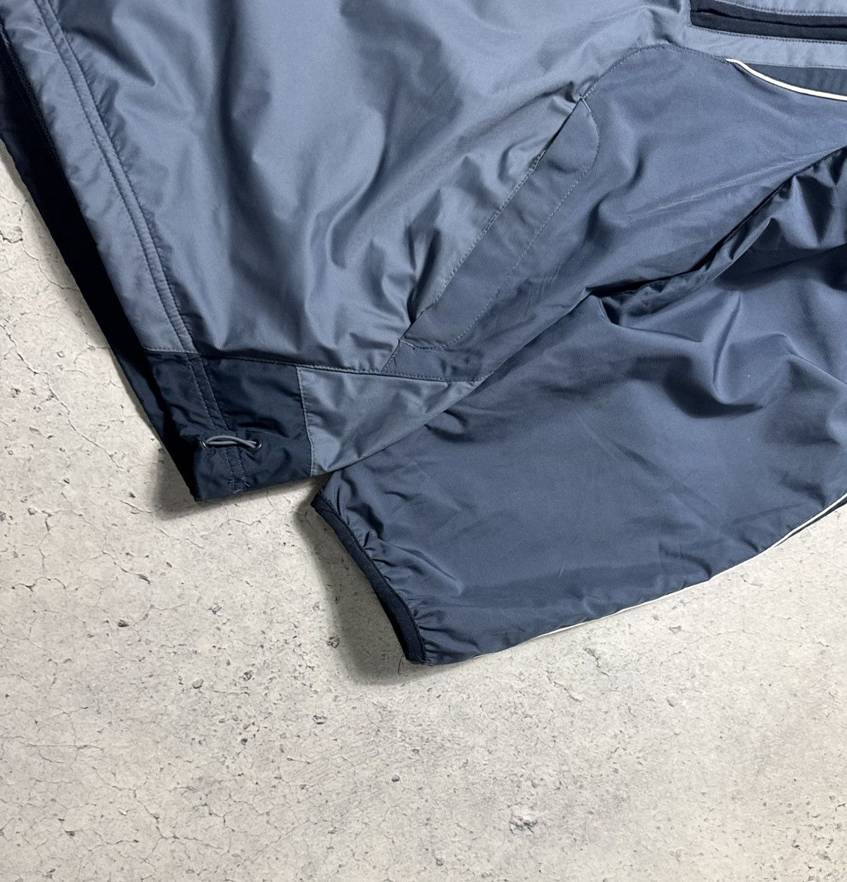 Nike Nike Vintage Nylon Track Suit Jacket & Pants Size XL Size US XL / EU 56 / 4 - 4 Thumbnail