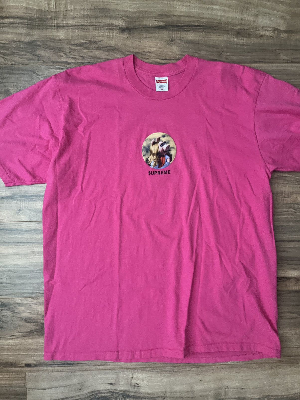 Supreme Supreme Miss Piggy Tee Size US XL / EU 56 / 4 - 11 Thumbnail