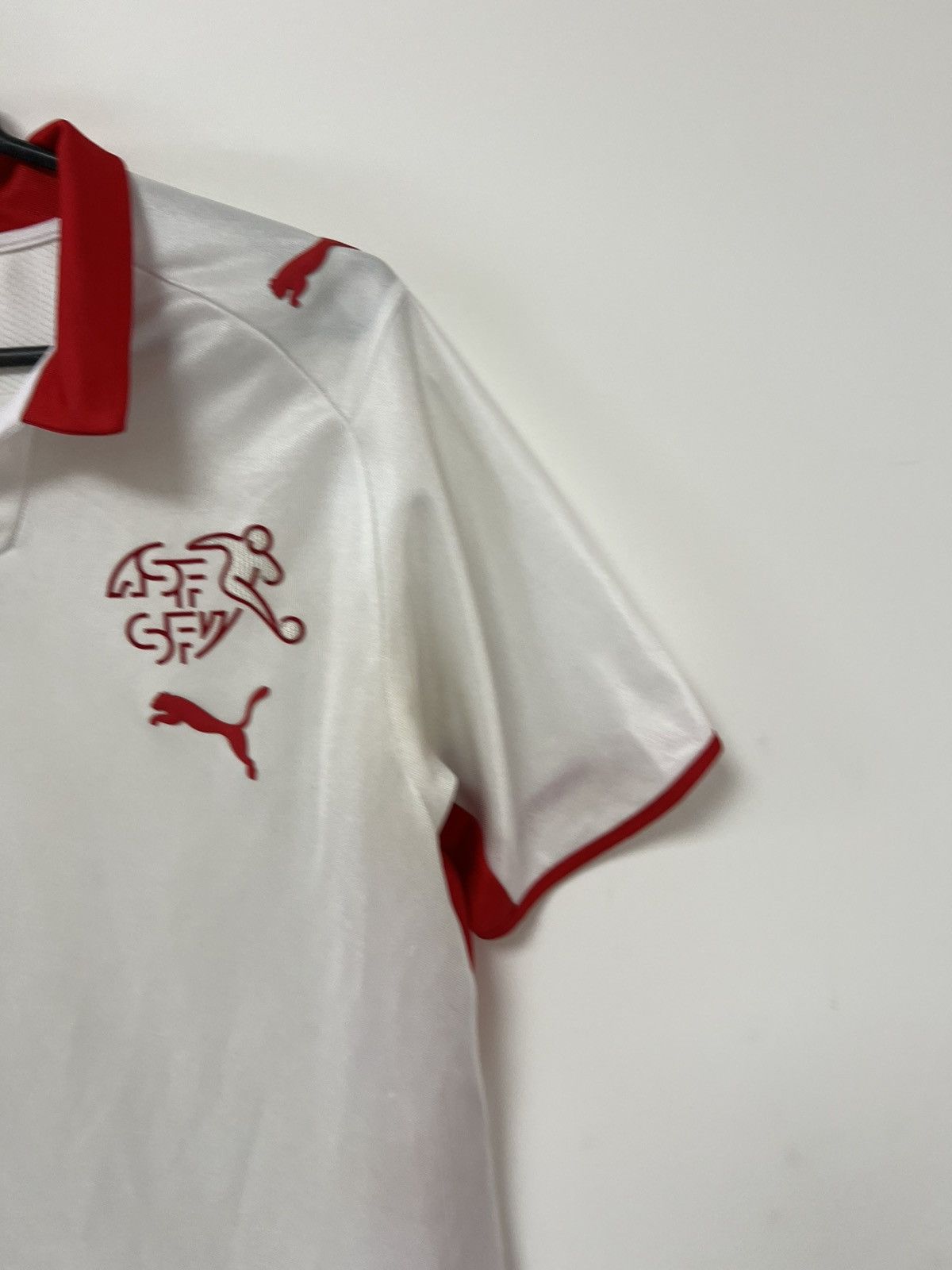 Puma Vintage Switzerland 2007/2008 Away Football Shirt Jersey Size US L / EU 52-54 / 3 - 9 Thumbnail