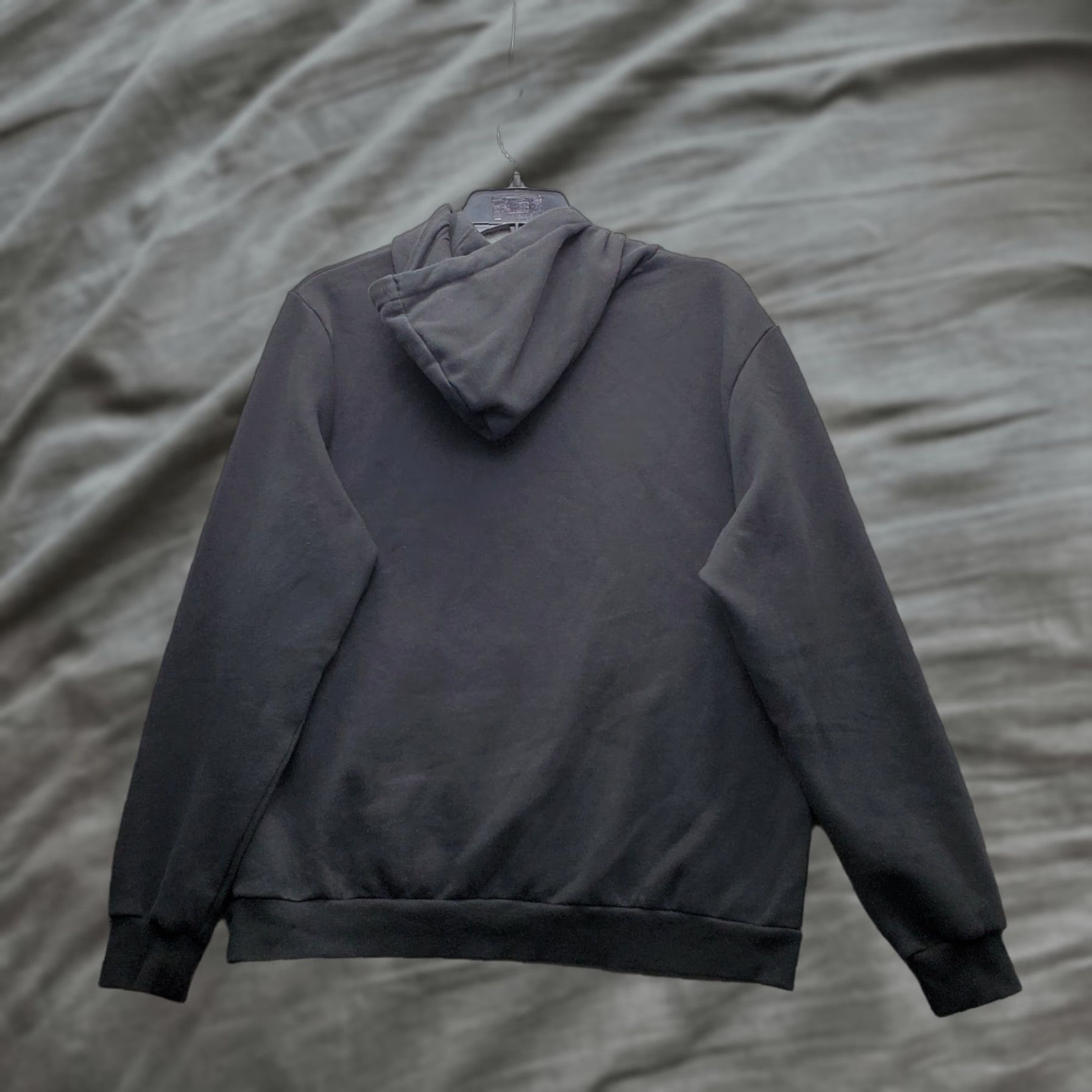 Puma Puma Hoodie Mens XL Black Fleece Lined Athletic Fit Drawstring Kangaroo Pockets Size US XL / EU 56 / 4 - 1 Thumbnail