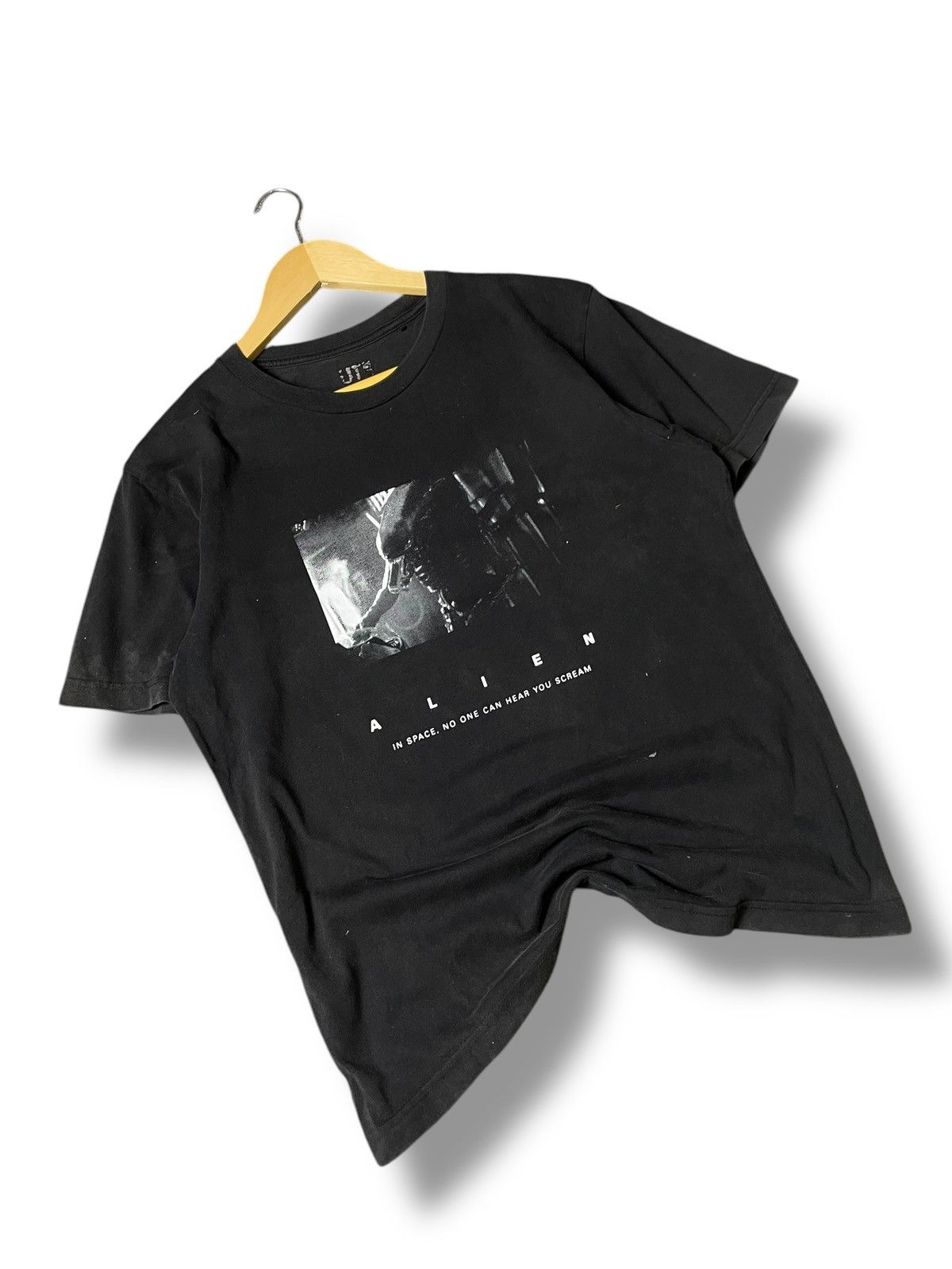 Japanese Brand × Uniqlo × Vintage UNIQLO Collab 20th Century Fox T-shirt (72) Size US XXS / EU 40 - 4 Thumbnail