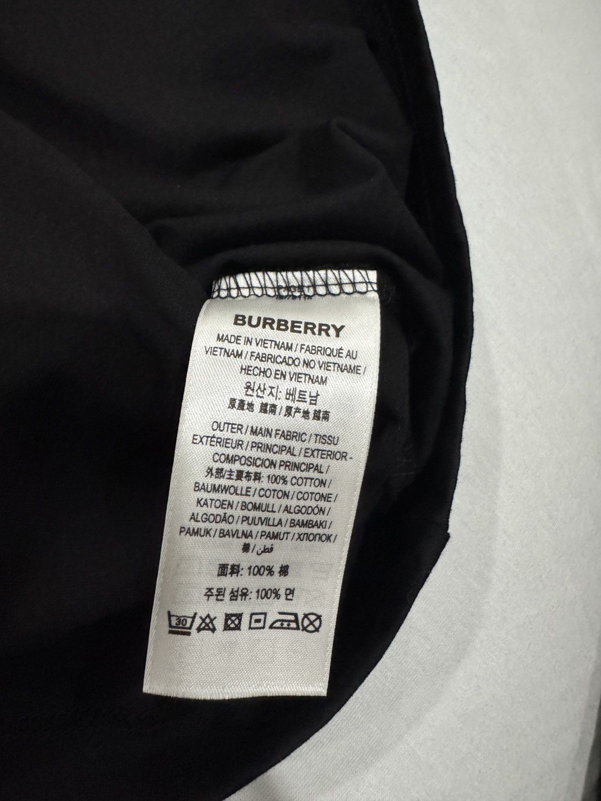 Burberry Black Burberry Neck Logo T-Shirt Size US L / EU 52-54 / 3 - 6 Thumbnail
