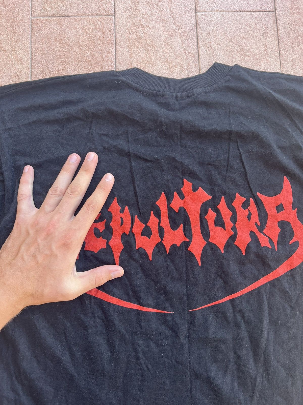 Band Tees × Vintage Vinatge 80s Sepultura Rare Tee Size US L / EU 52-54 / 3 - 6 Thumbnail
