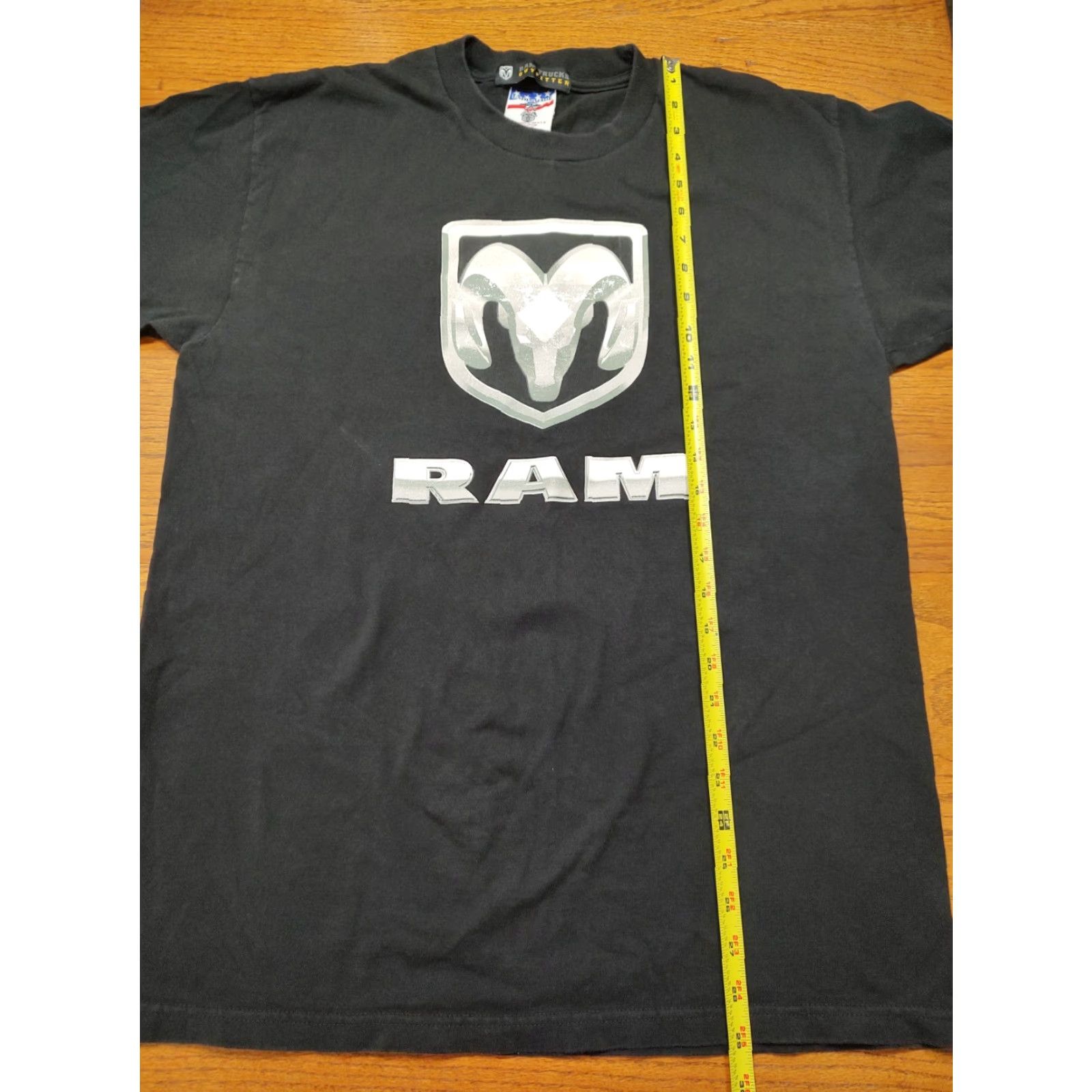 Vintage VINTAGE Dodge Ram Outfitters Union Made USA Mens Tag XL Black Hoodie Crew Neck Long Sleeve 90s Cars Classic Logo Graphic Print Size US XL / EU 56 / 4 - 7 Thumbnail