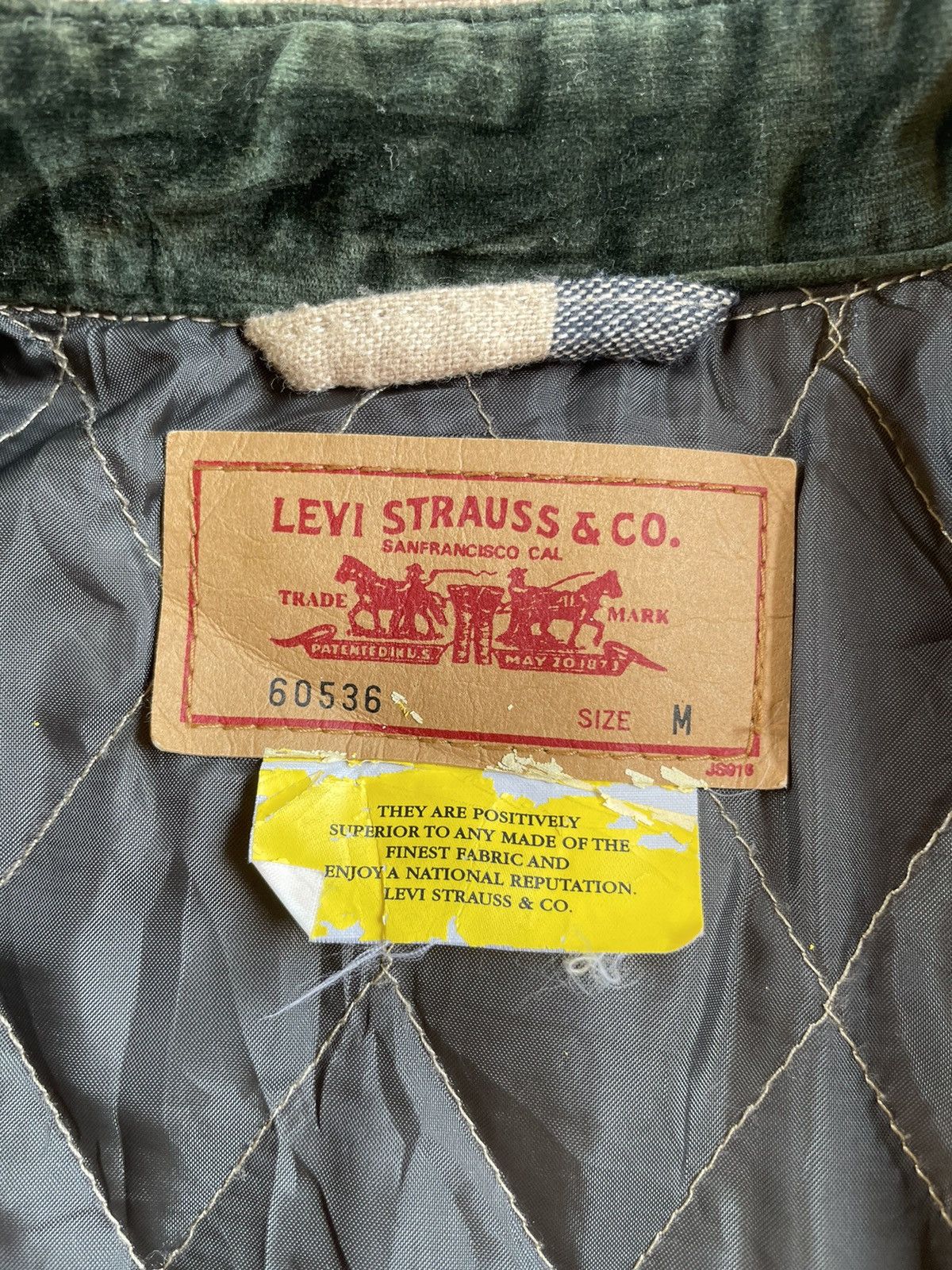 Japanese Brand Levis Long Sleeve Shirt Size US M / EU 48-50 / 2 - 5 Thumbnail