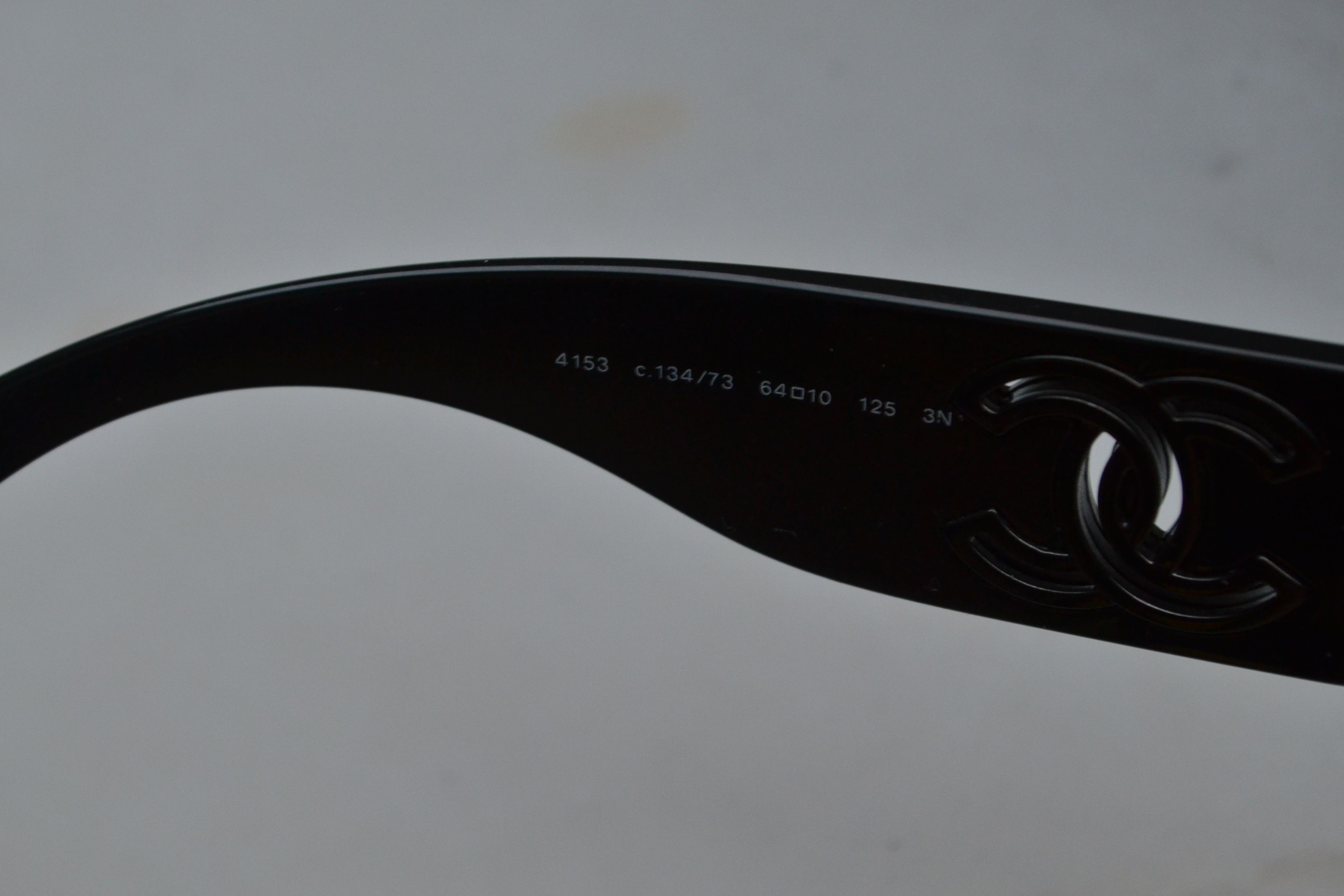 Chanel CHANEL Sunglasses Logo Black CC Glasses 4153 Aviator Gold Size ONE SIZE - 5 Thumbnail