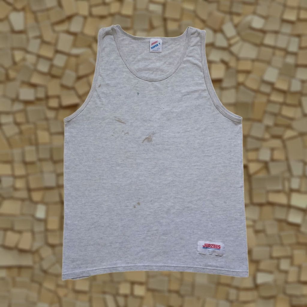 Fruit Of The Loom VINTAGE Fruit of the Loom JERZEES USA Made DISTRESSED Tank Top T Shirt SZ L Men Shirt Sleeveless Gray Cotton 1990s Sports USA Mens Size US L / EU 52-54 / 3 - 1 Thumbnail