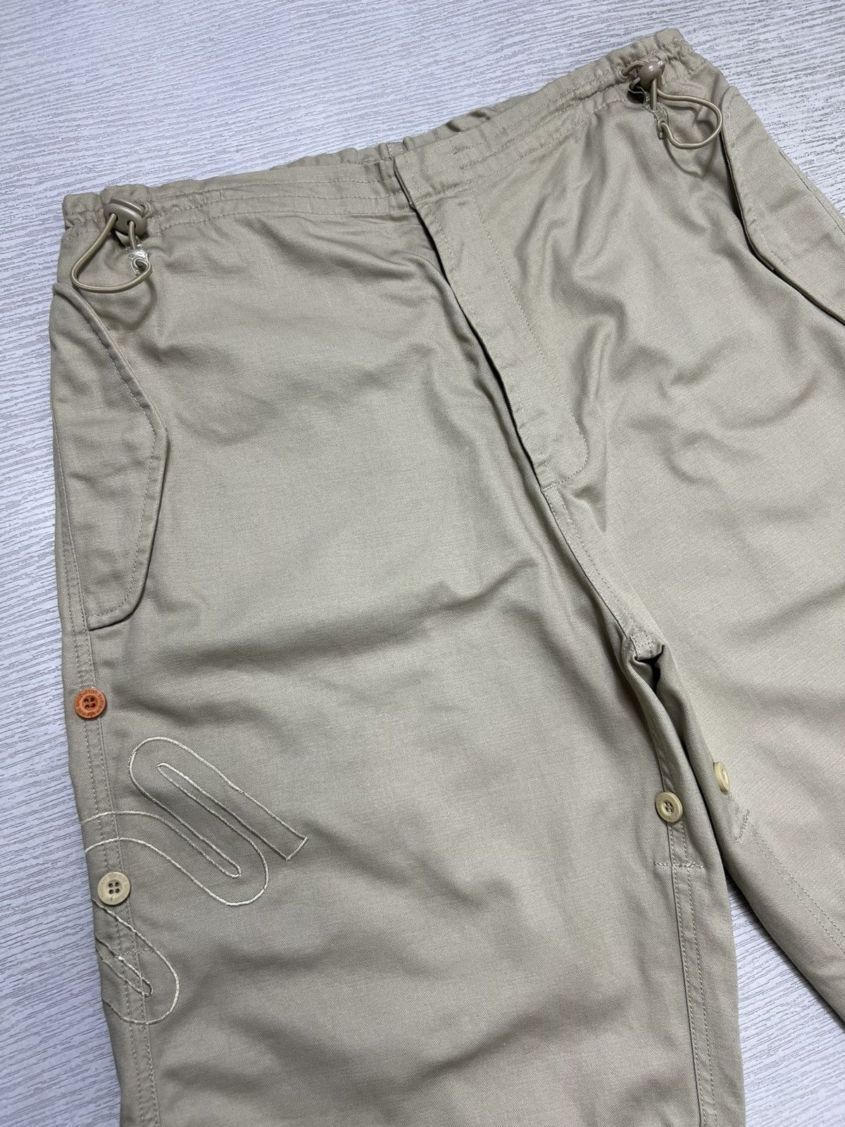 Maharishi Maharishi - Embroidered Logo Loose Snoshorts Size US 32 / EU 48 - 4 Thumbnail