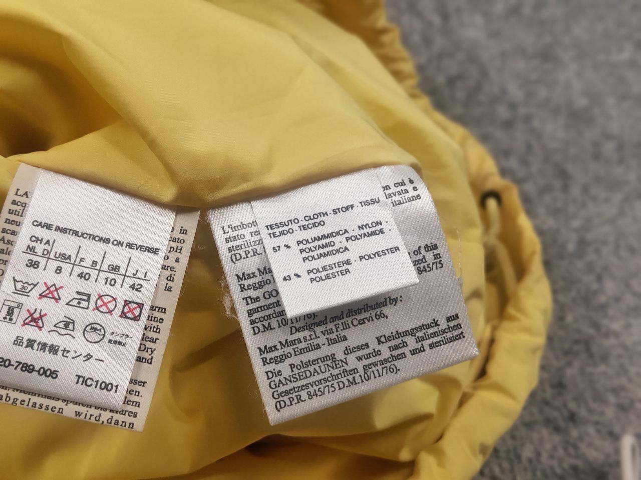 Max Mara Max Mara Weekend Lemon yellow micro down vest Zip Jacket Size M / US 6-8 / IT 42-44 - 15 Thumbnail