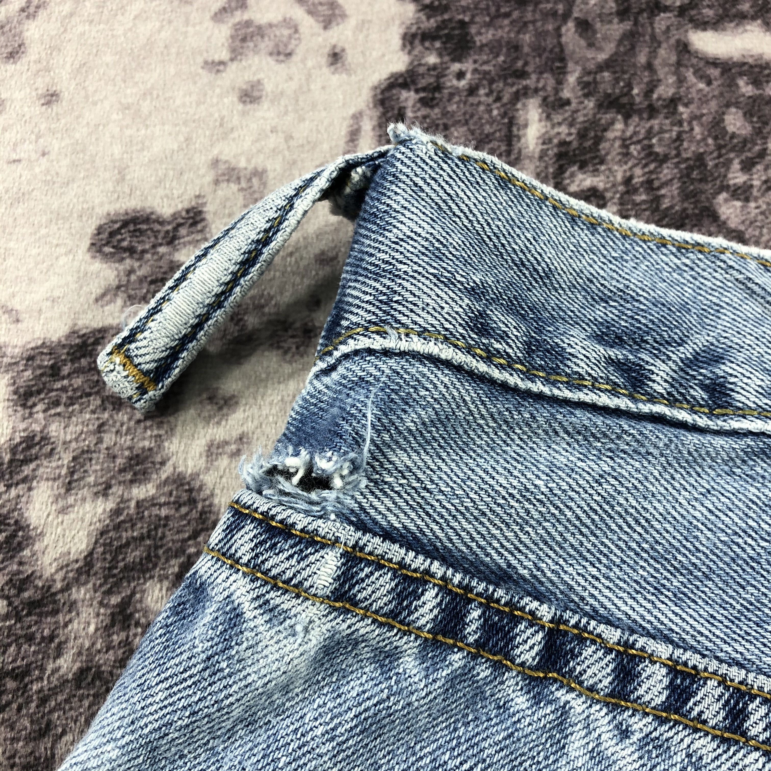 Levi's × Vintage Vintage Blue Wash Levis 550 Jeans-JM3170 Size US 35 - 8 Thumbnail