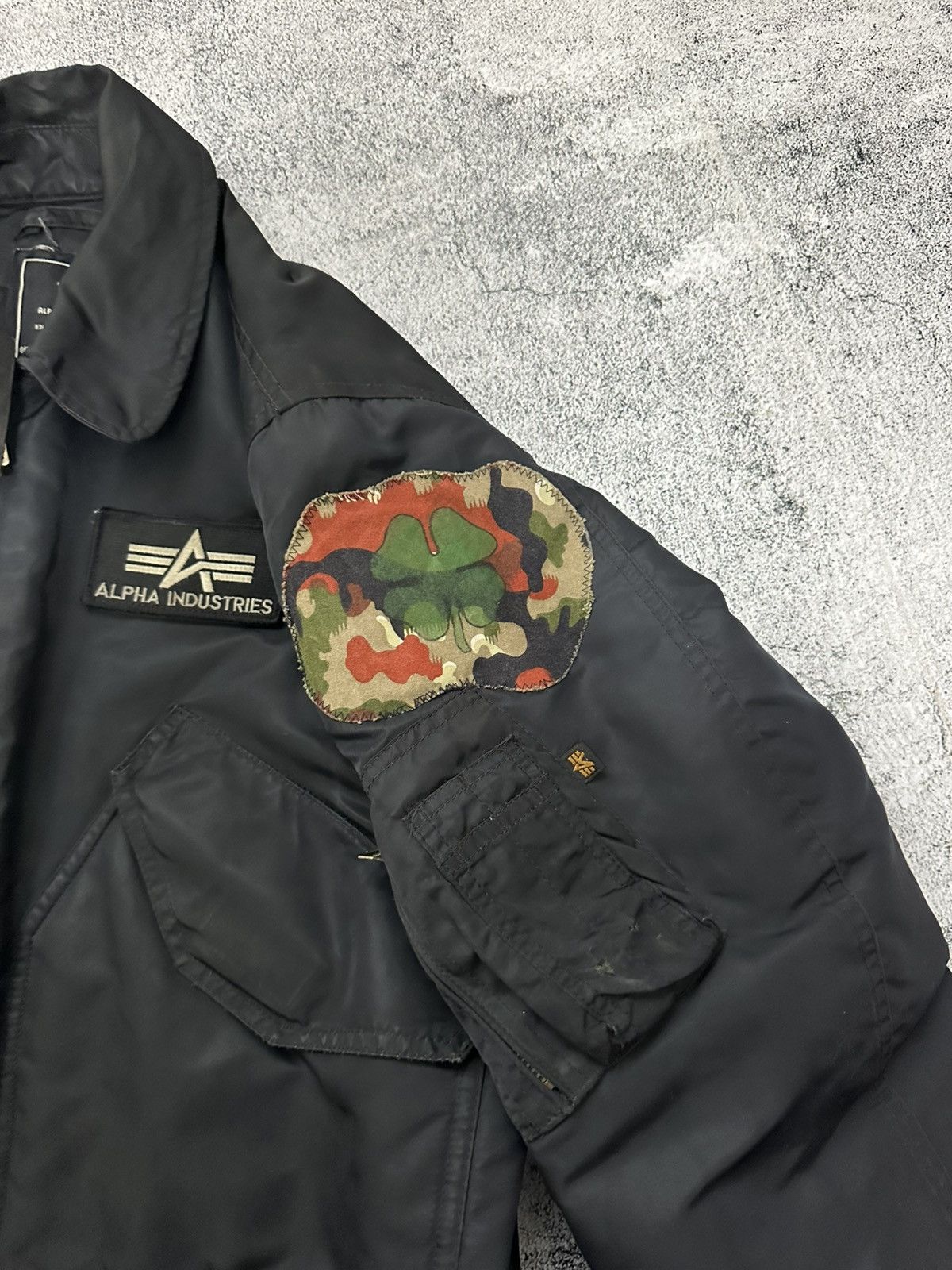 Alpha Industries Vintage 90’s Alpha Industries Military US Bomber Jacket Size US M / EU 48-50 / 2 - 13 Thumbnail