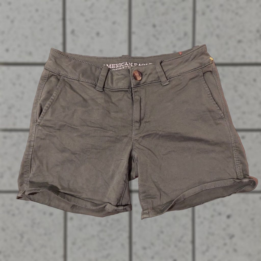 American Eagle Outfitters American Eagle Outfitters Shorts Size 0 Cotton Chino Green Flat Front Button Casual Summer Spring Womens Size 25" / US 0 / IT 36 - 1 Thumbnail