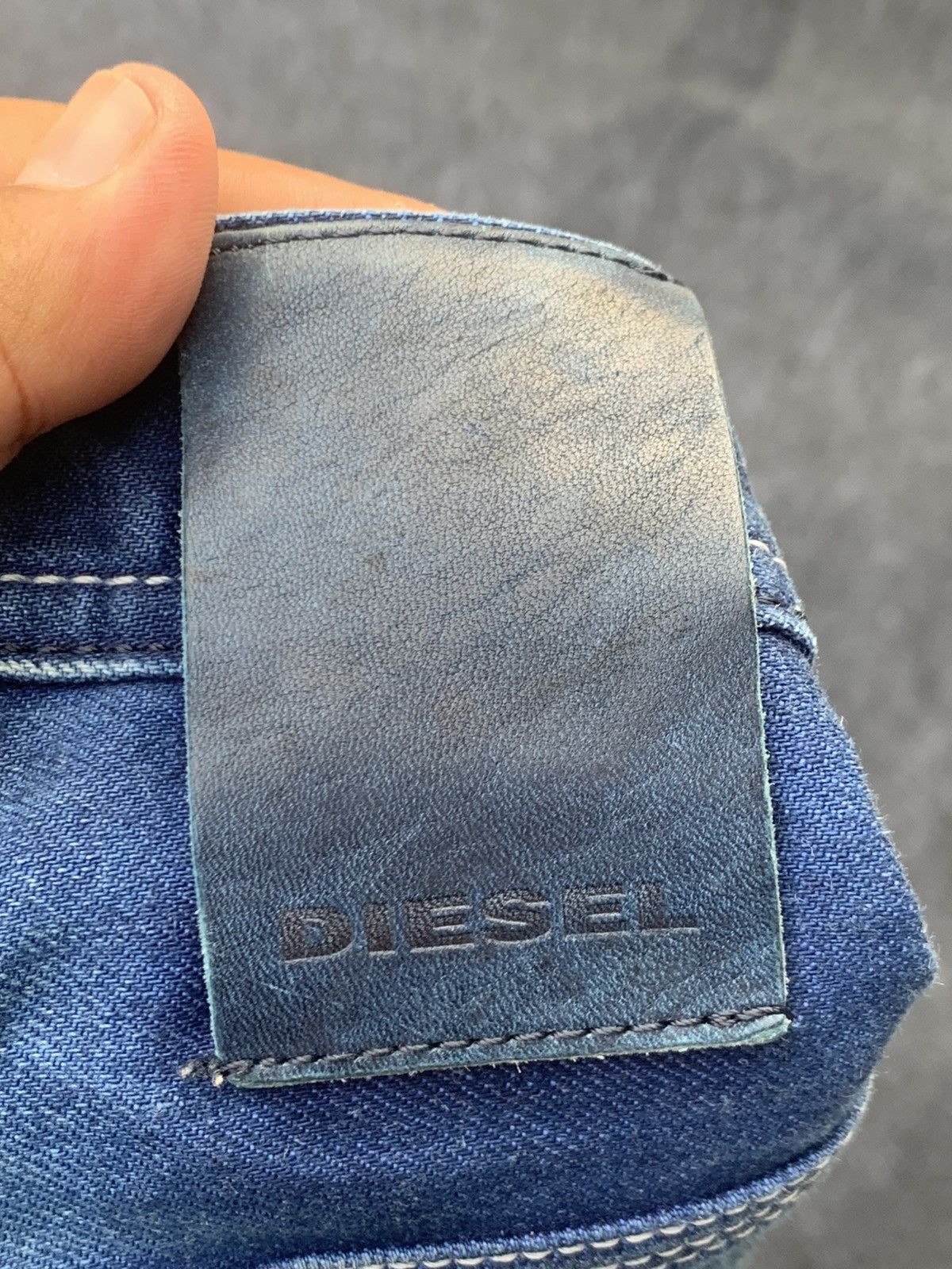 Diesel VINTAGE DIESEL JEANS MADE IN ITALY. Size US 34 / EU 50 - 12 Thumbnail