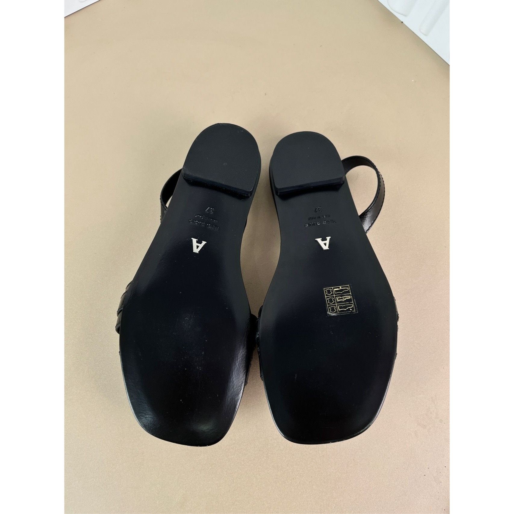 Alyx 1017 Alyx 9SM Black Flat Sandals With Buckle Square Toe Vero Size US 7 / IT 37 - 5 Thumbnail