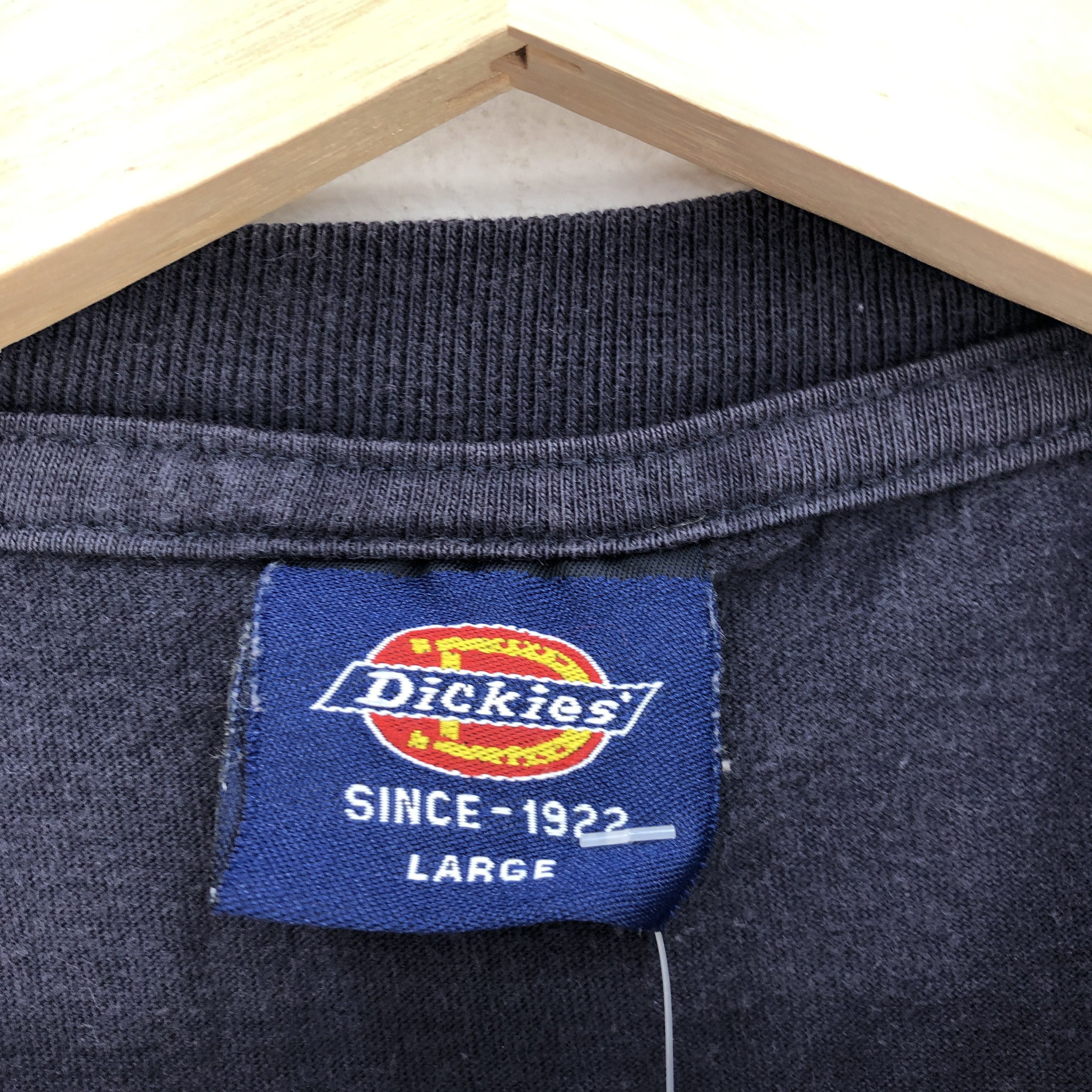 Dickies × Vintage Vintage Dickies T Shirt Dickies Tees Spell Out Logo Tee Size US L / EU 52-54 / 3 - 3 Thumbnail