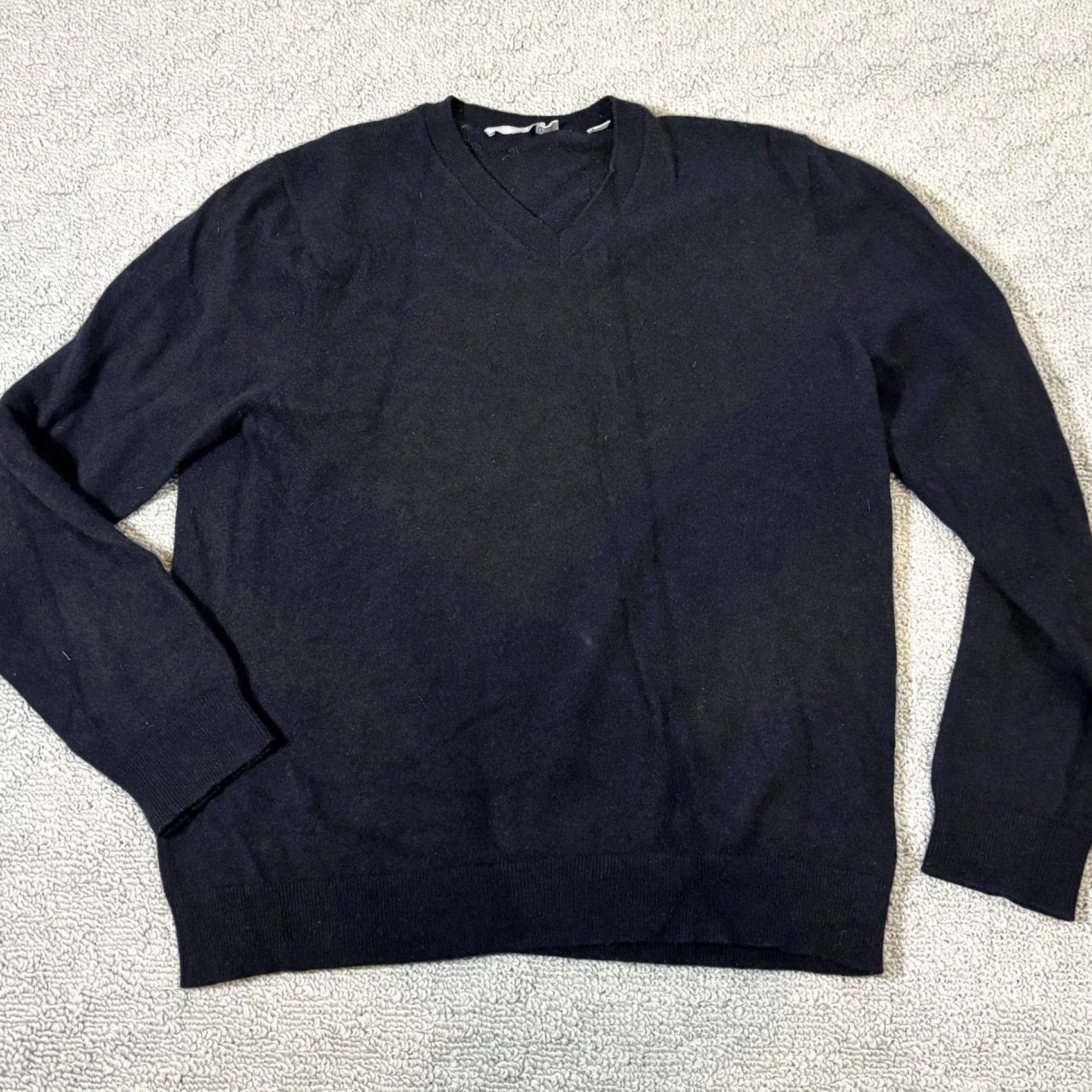 Vince Vince Mens Sweater V-Neck 100% Cashmere Navy Blue L Large Pullover Classic Knit Cashmere Lightweight Breathable All Seasons Mens Size US L / EU 52-54 / 3 - 2 Thumbnail